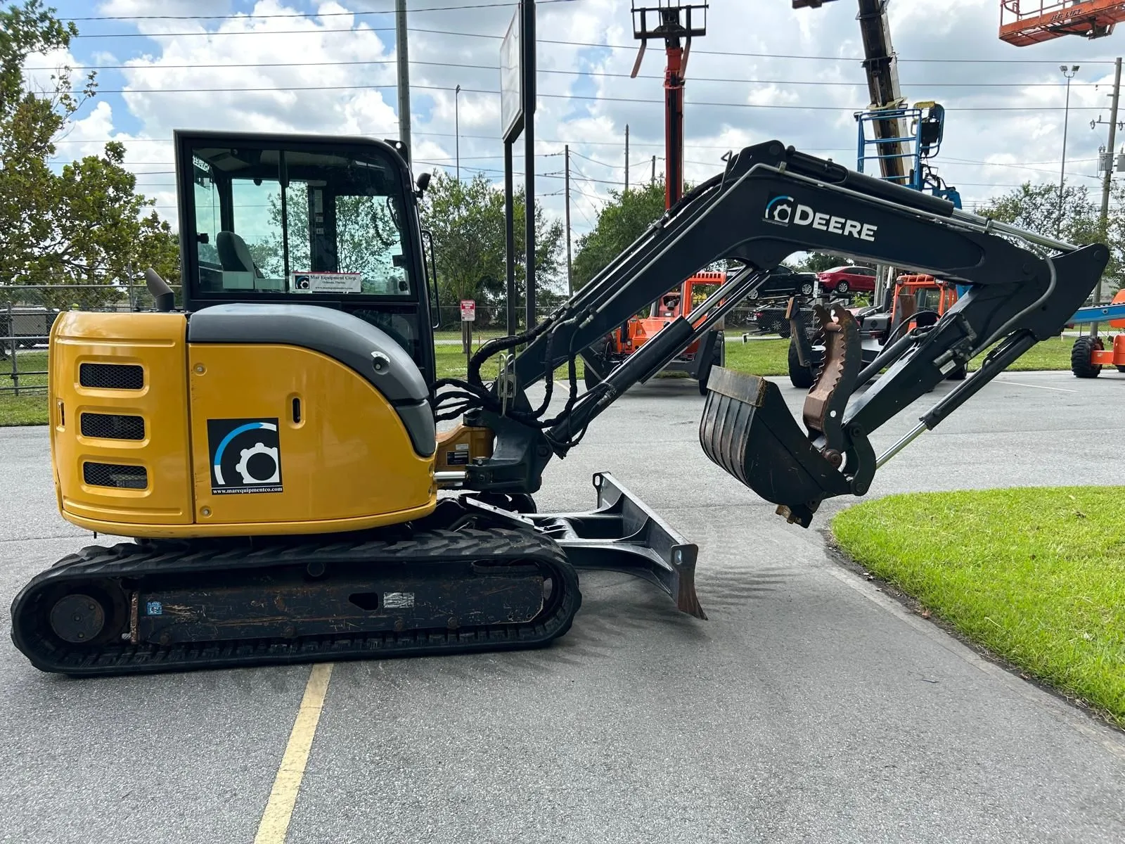 2021 John Deere 60G Excavator - Image 4
