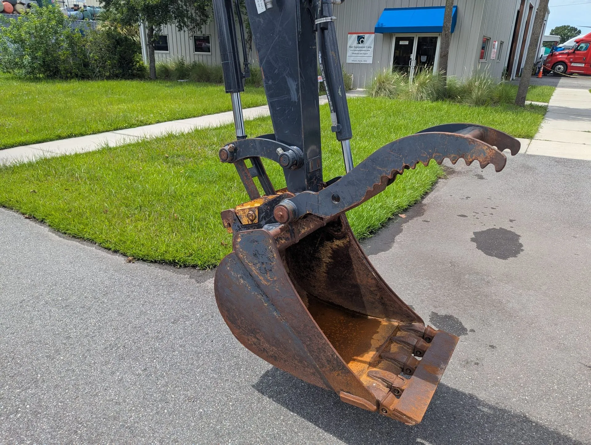 2021 John Deere 50G Mini Excavator - Image 12