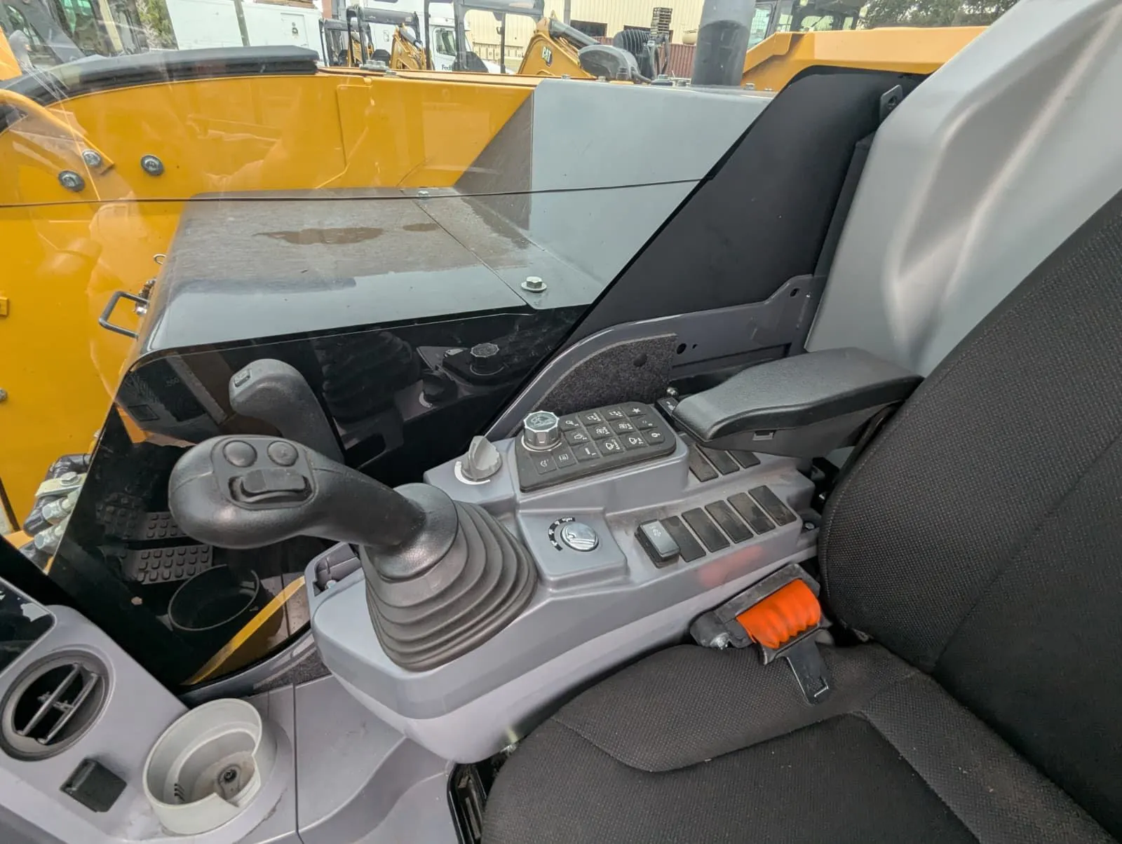 2024 John Deere 85 P-Tier Mid-Size Excavator