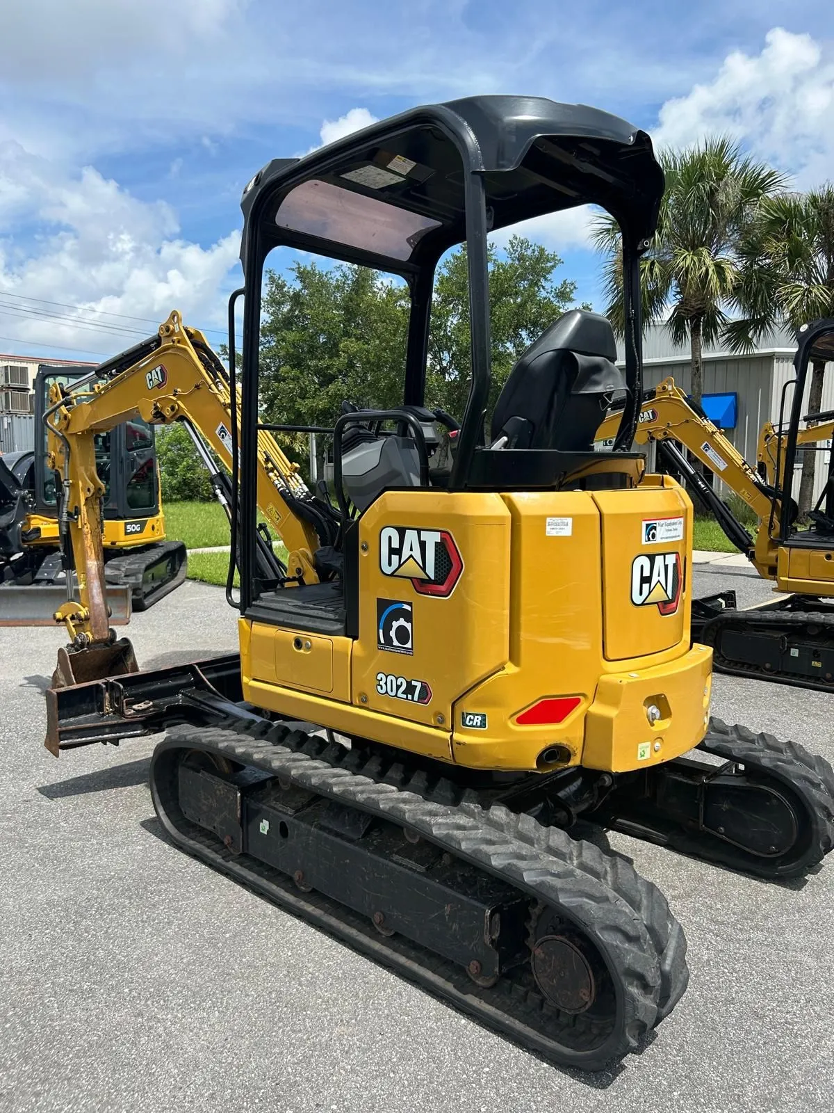 2022 Caterpillar 302.7 DCR Mini Excavator - Image 2