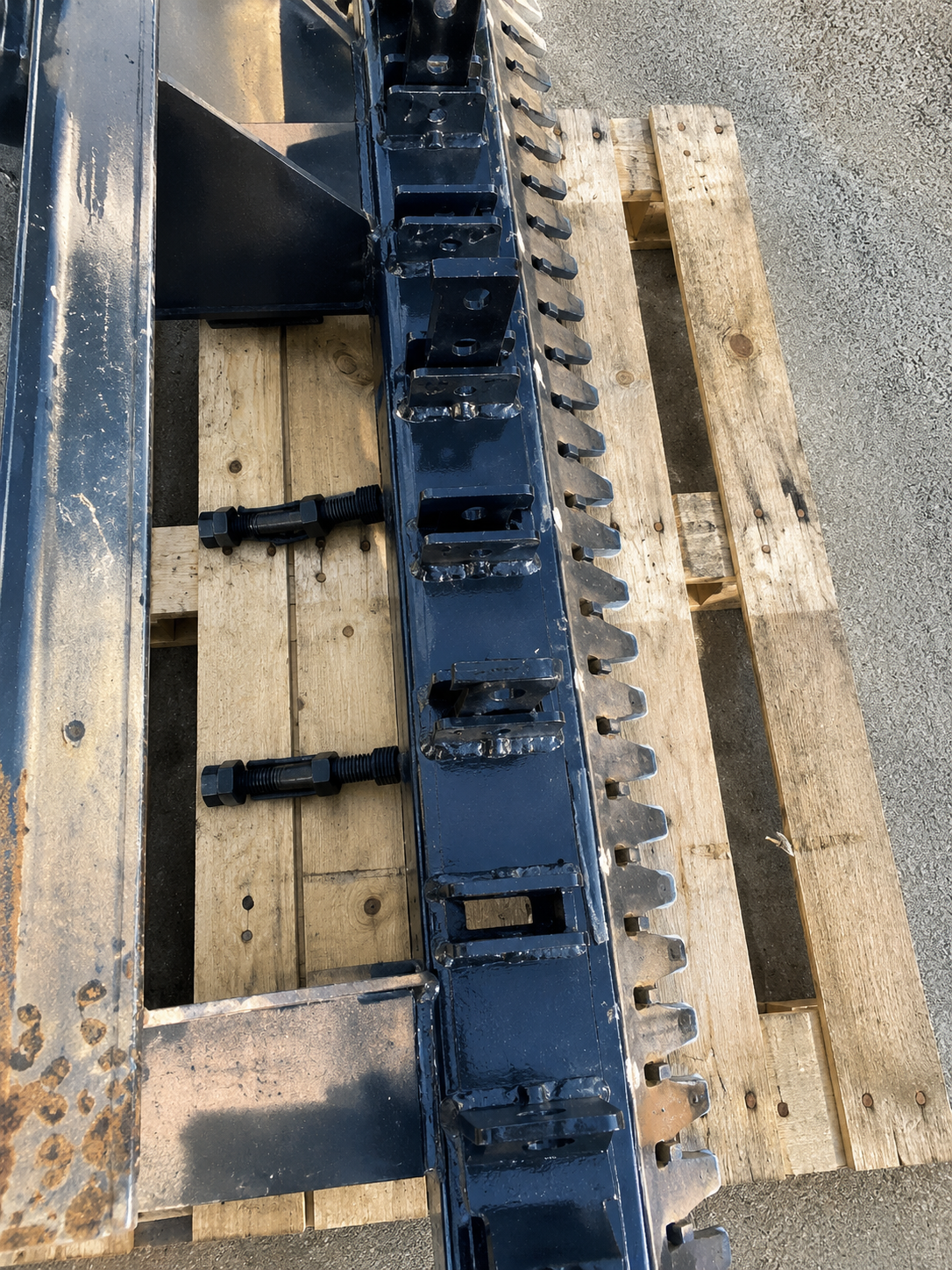 Wolverine 72" Ripper Bar Tiller Attachment - Image 4