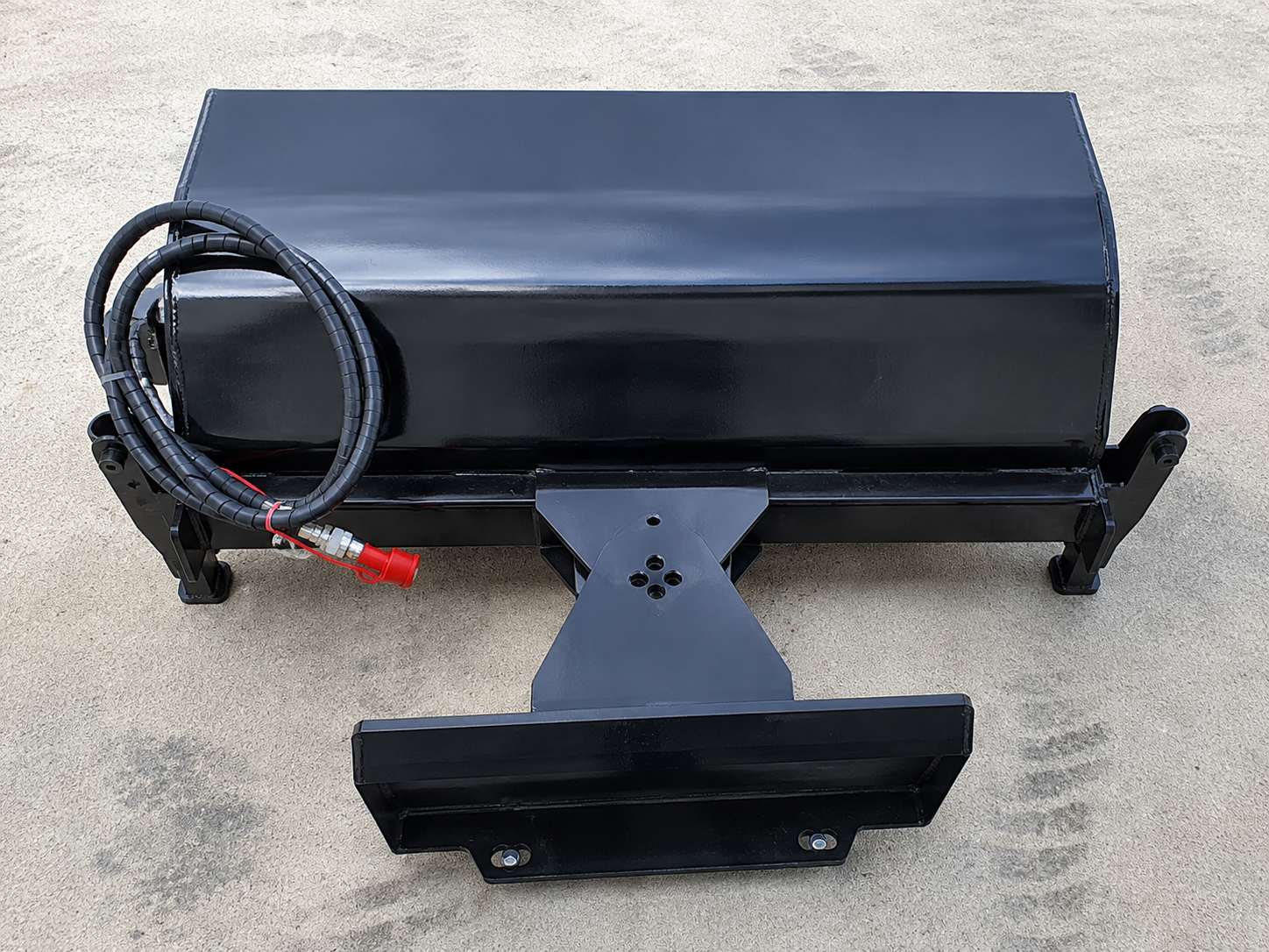 GIYI Sweeper Hydraulic Manual Angle Broom Attachment - Image 8