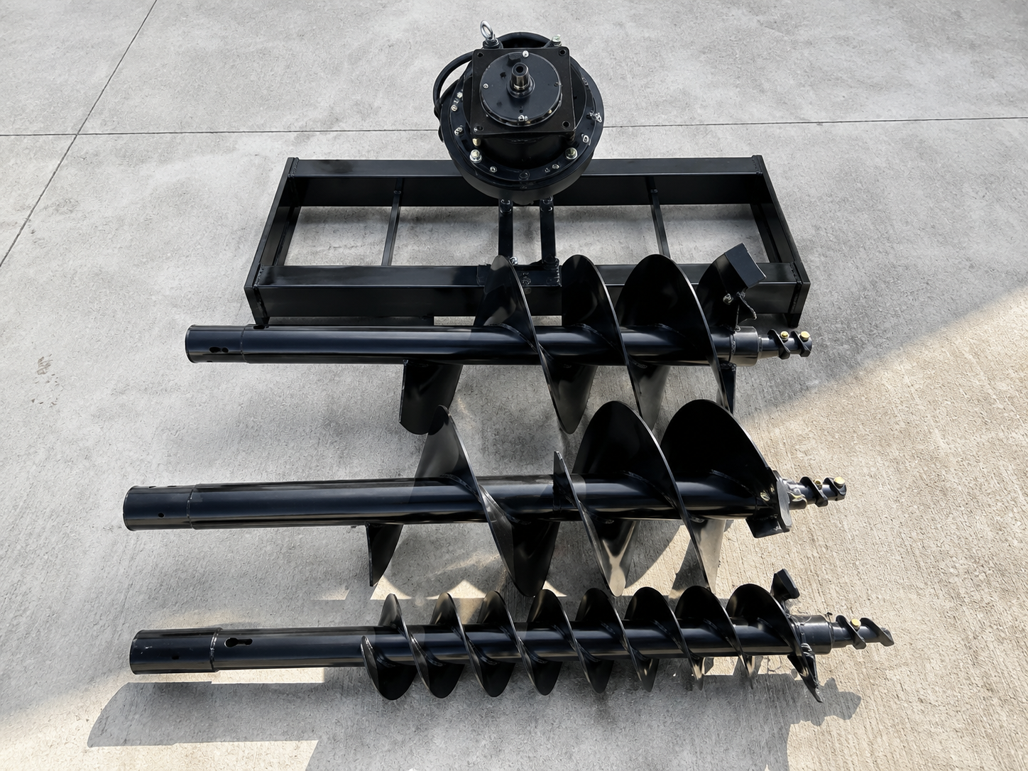 Mower King Hydraulic Auger Attachment - Image 2