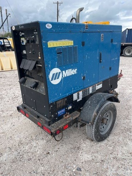 2021 Miller Big Blue 500 Pro Engine-Driven Welder/Generator