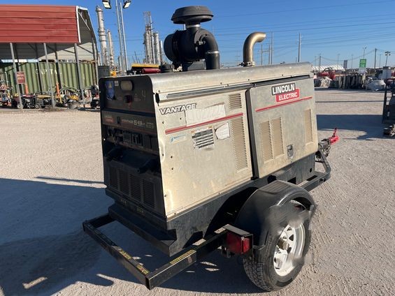 2019 Lincoln Vantage 549 Engine-Driven Welder/Generator - Image 2
