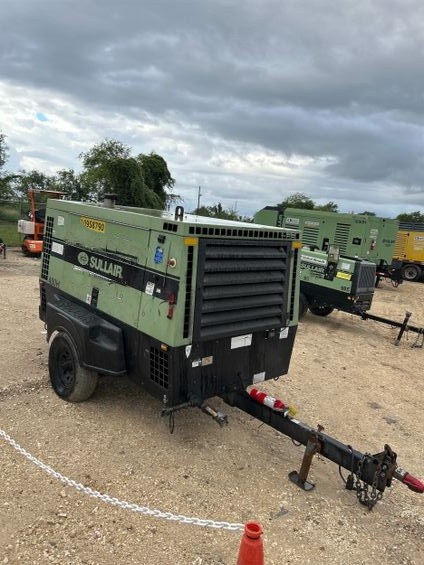 2019 Sullair 400HDPQ-CU Portable Air Compressor - Image 3