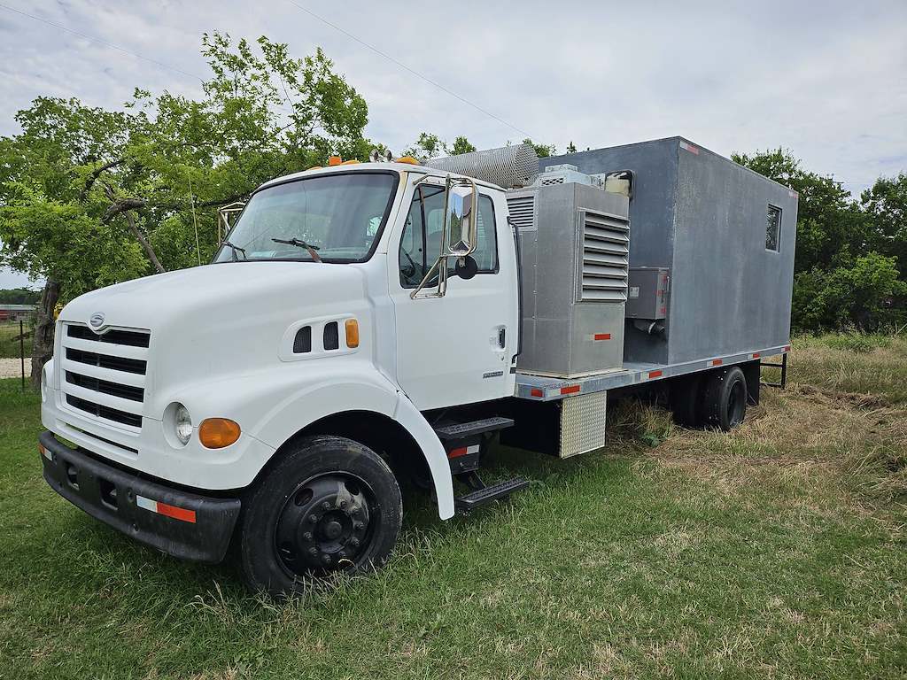2000 Sterling Mobile Office