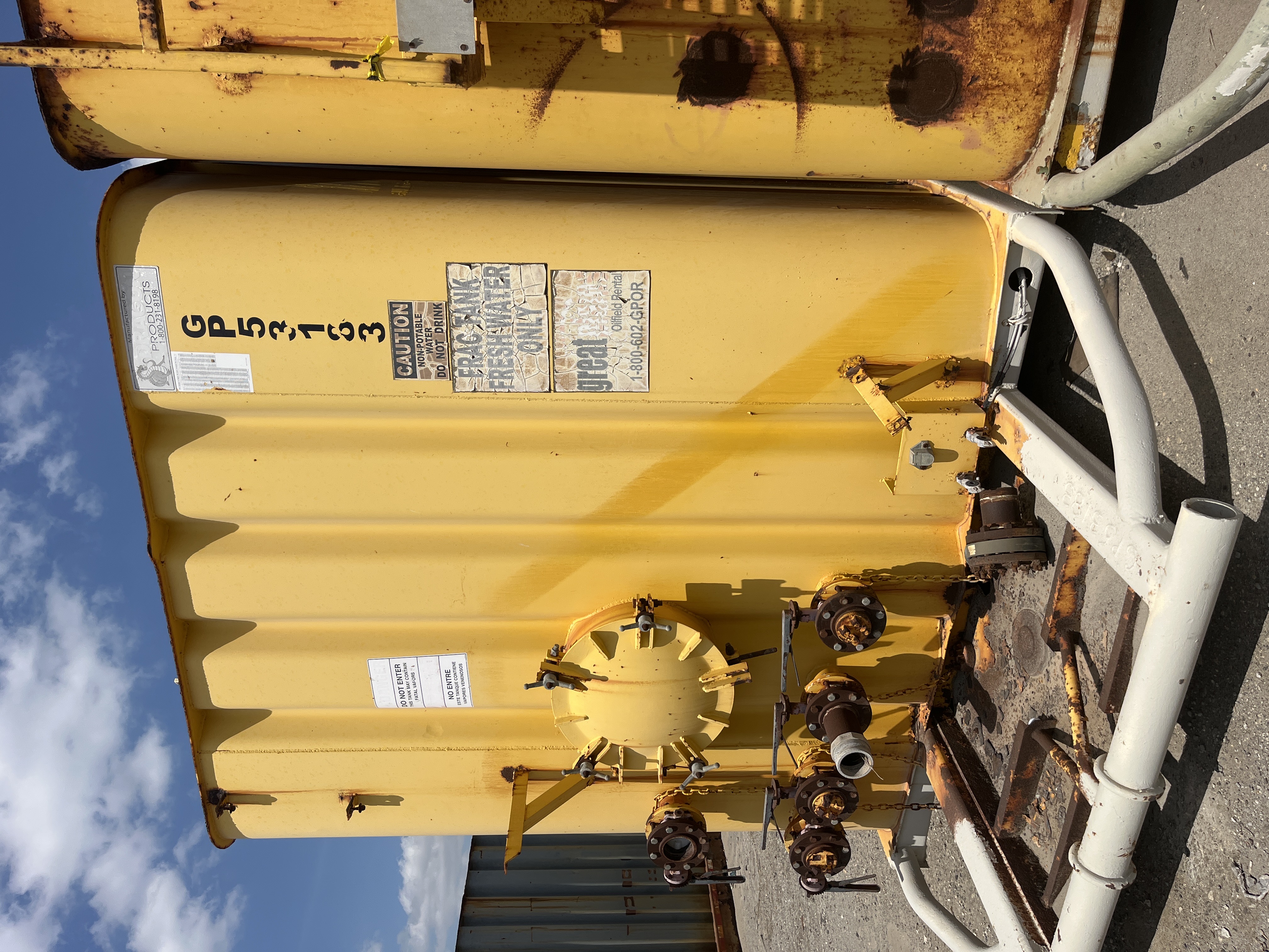 TANK, FRAC, FLAT TOP, 500BBL INT MAN