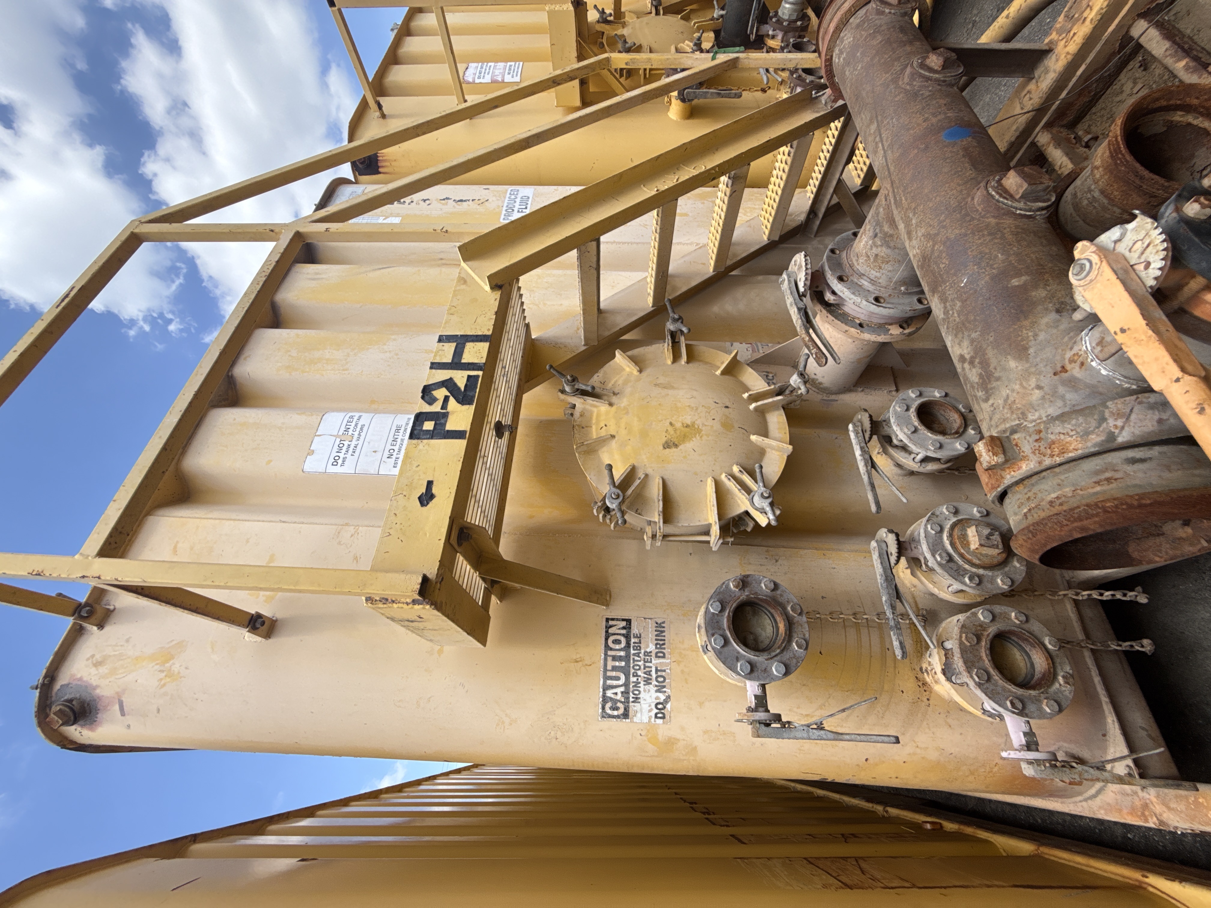 TANK, FRAC, FLAT TOP, 500BBL INT MAN