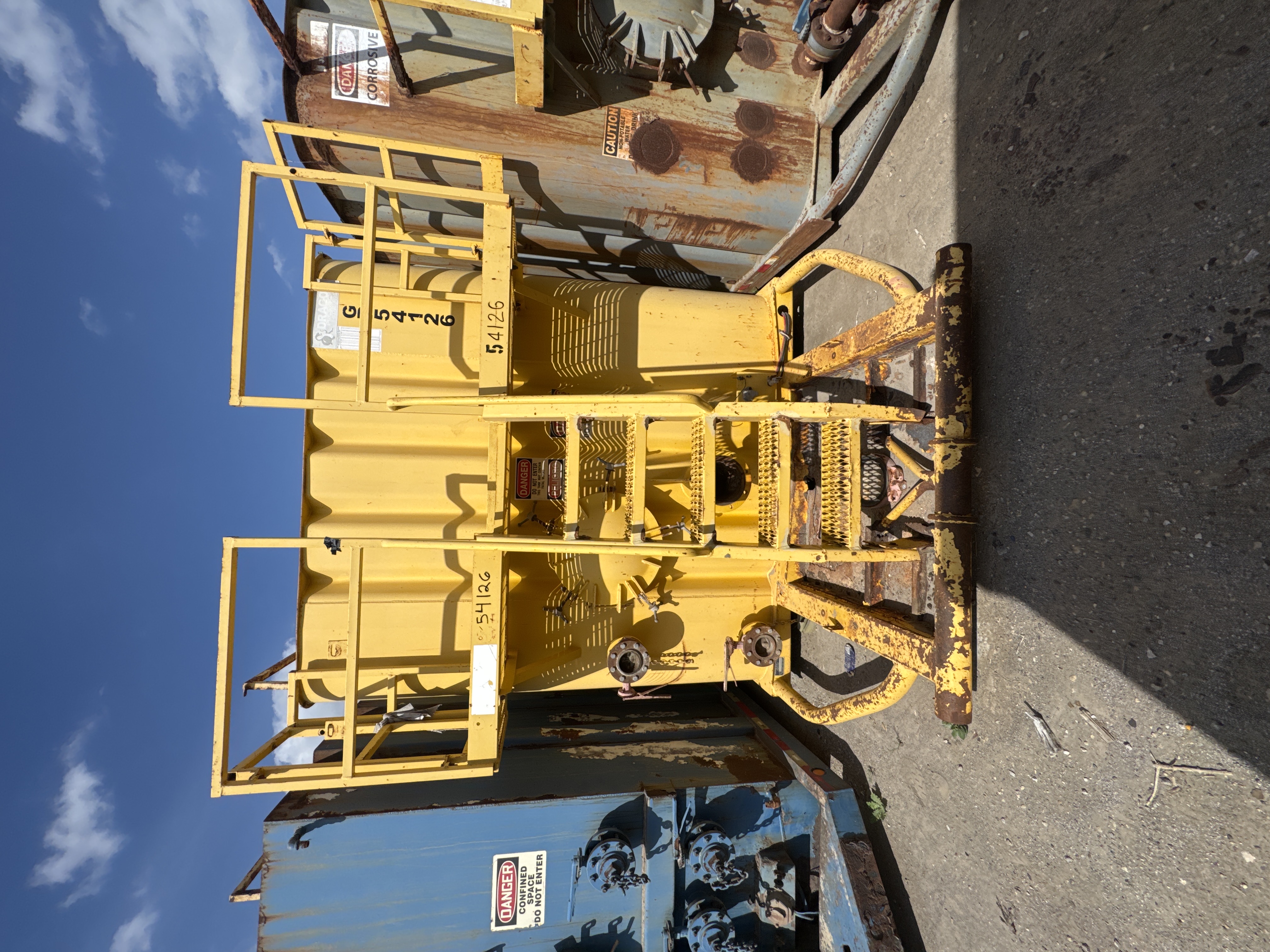 TANK, FRAC, FLAT TOP, 500BBL INT MAN 