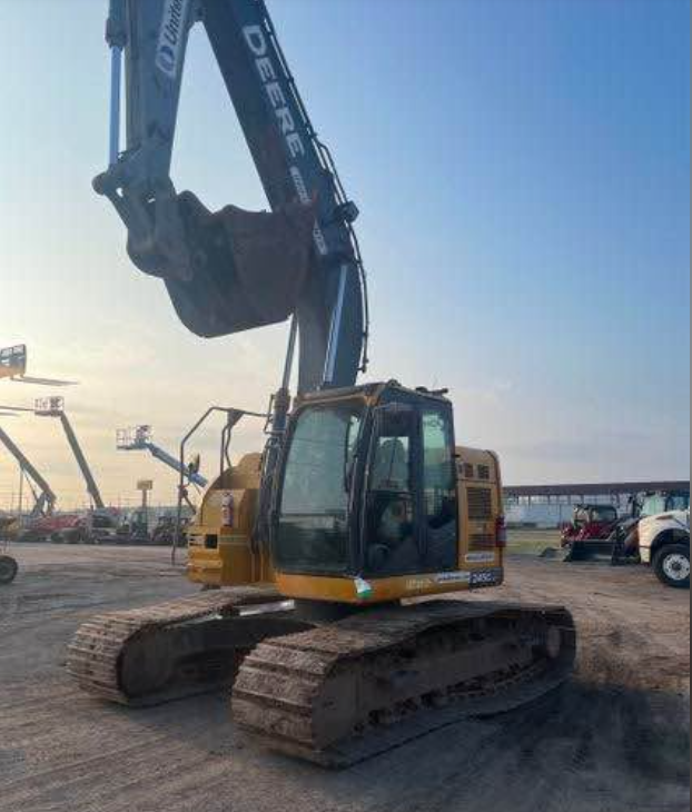 2019 John Deere 245G LC Excavator