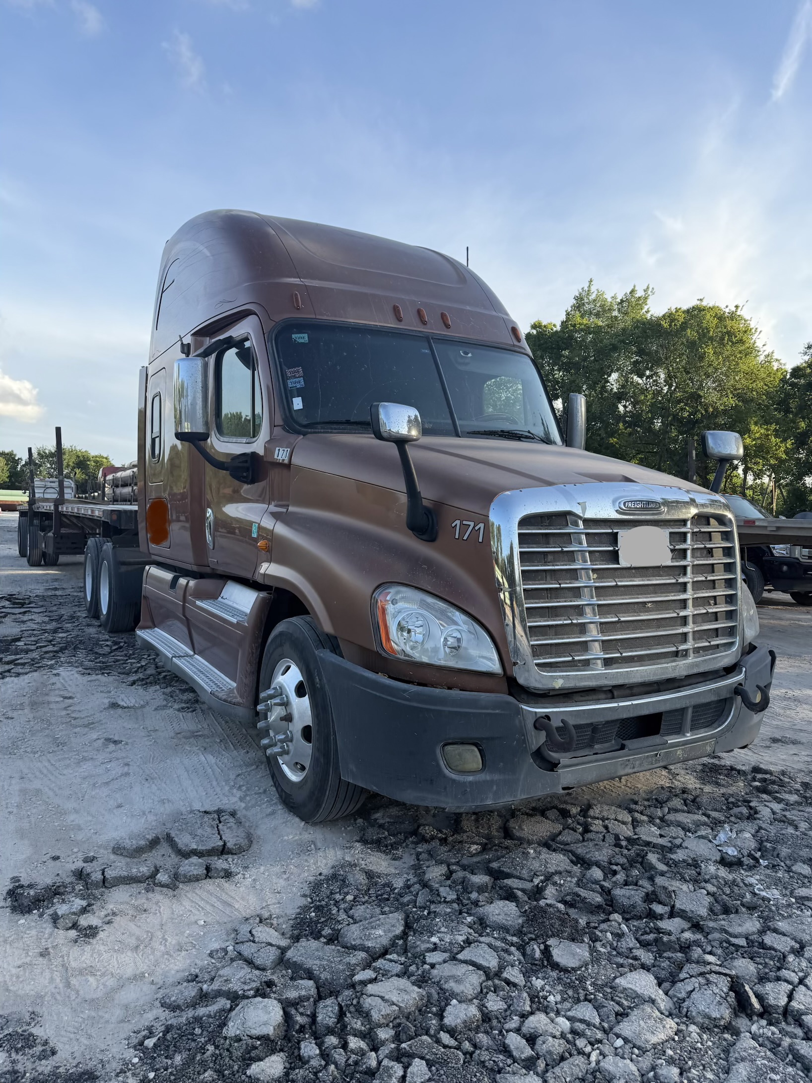 2009 Freightliner Cascadia Sleeper Truck Tractor