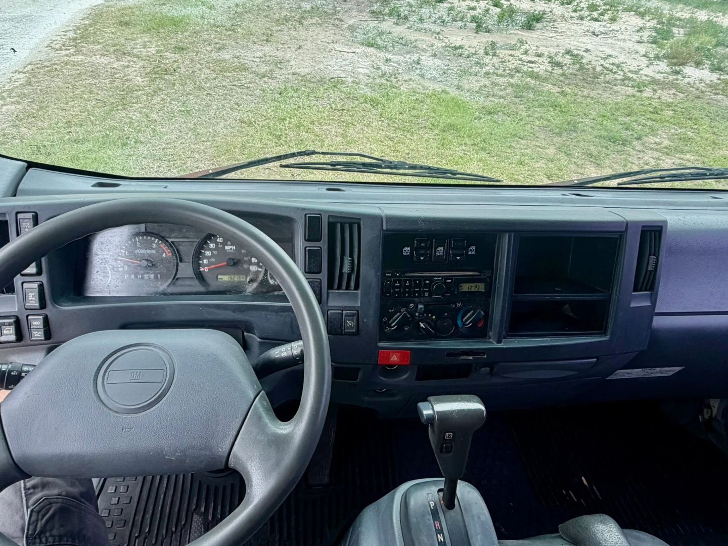 2008 Chevrolet W5500 Dump Truck - Image 5
