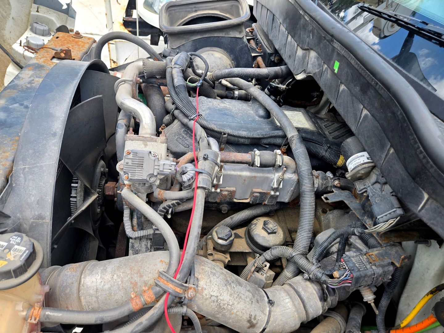 2008 International 4300 Bucket Truck - Image 12