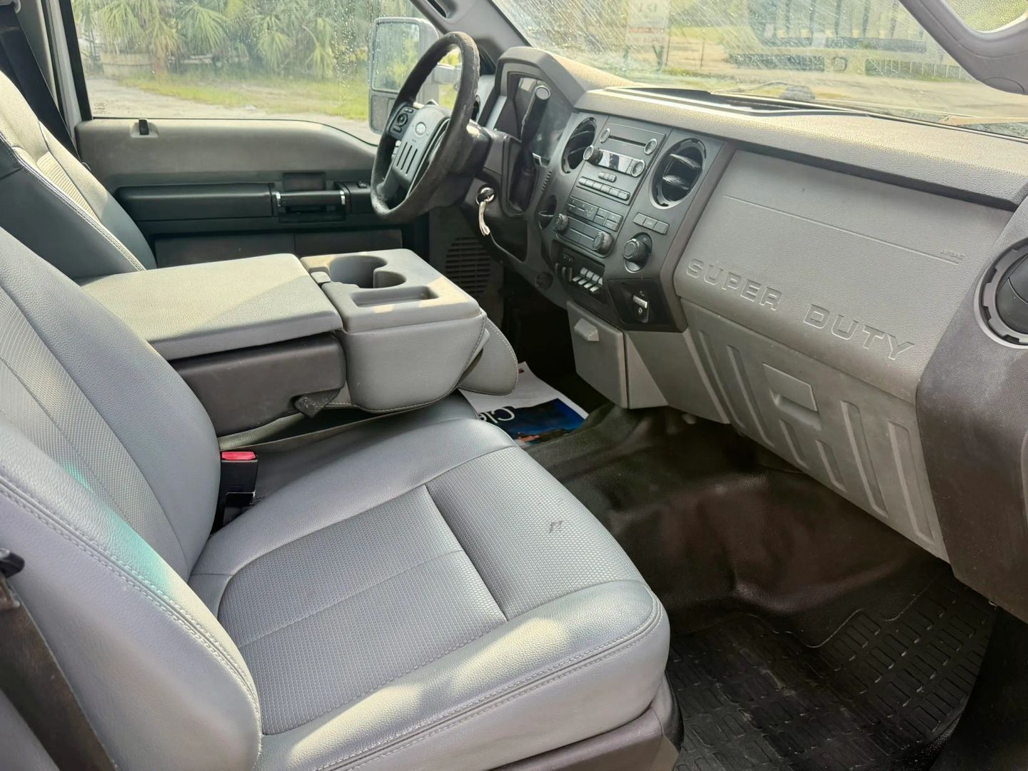 2016 Ford F-450 Super Duty Flatbed - Image 6