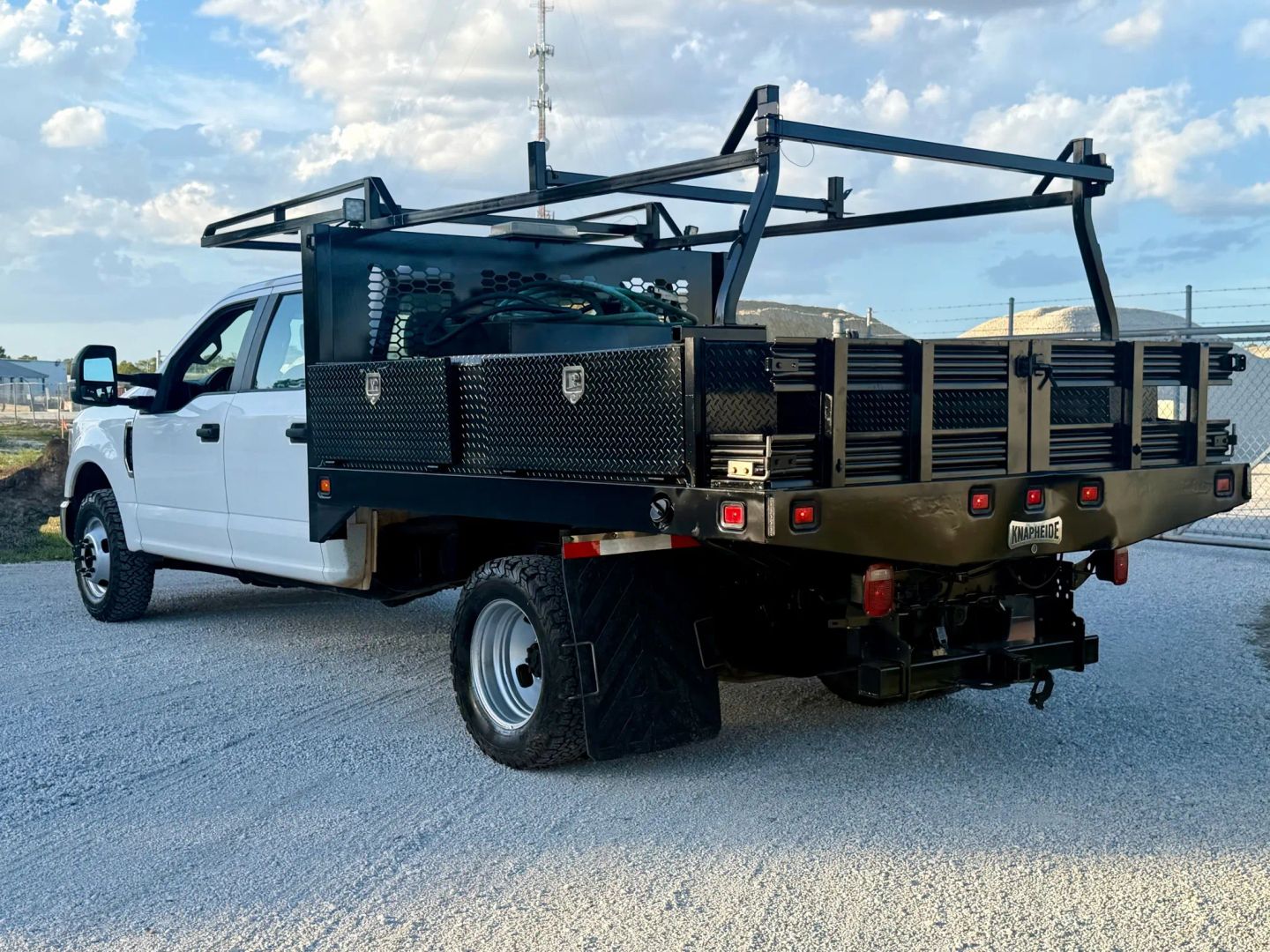 2020 Ford F-350 Super Duty Flatbed Truck - Image 2