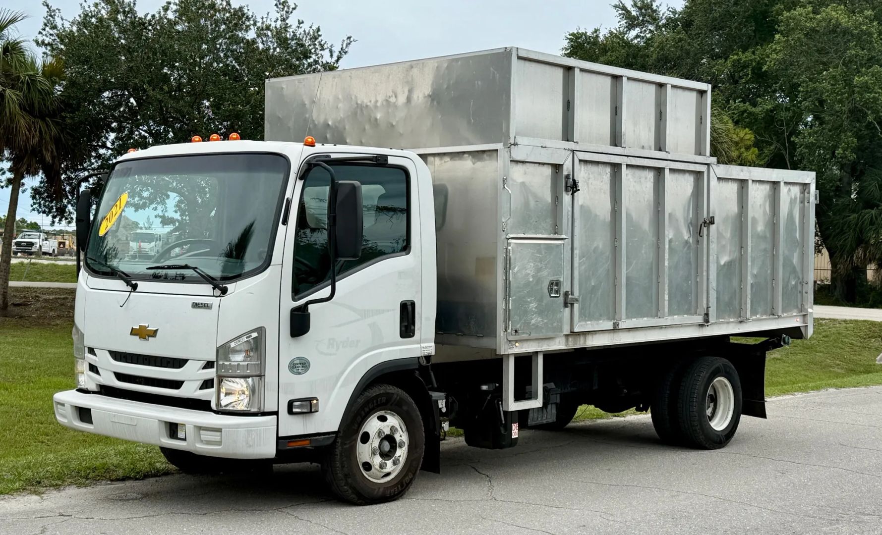 2021 Chevrolet/Isuzu LCF 4500 HD Chipper/Dump Truck