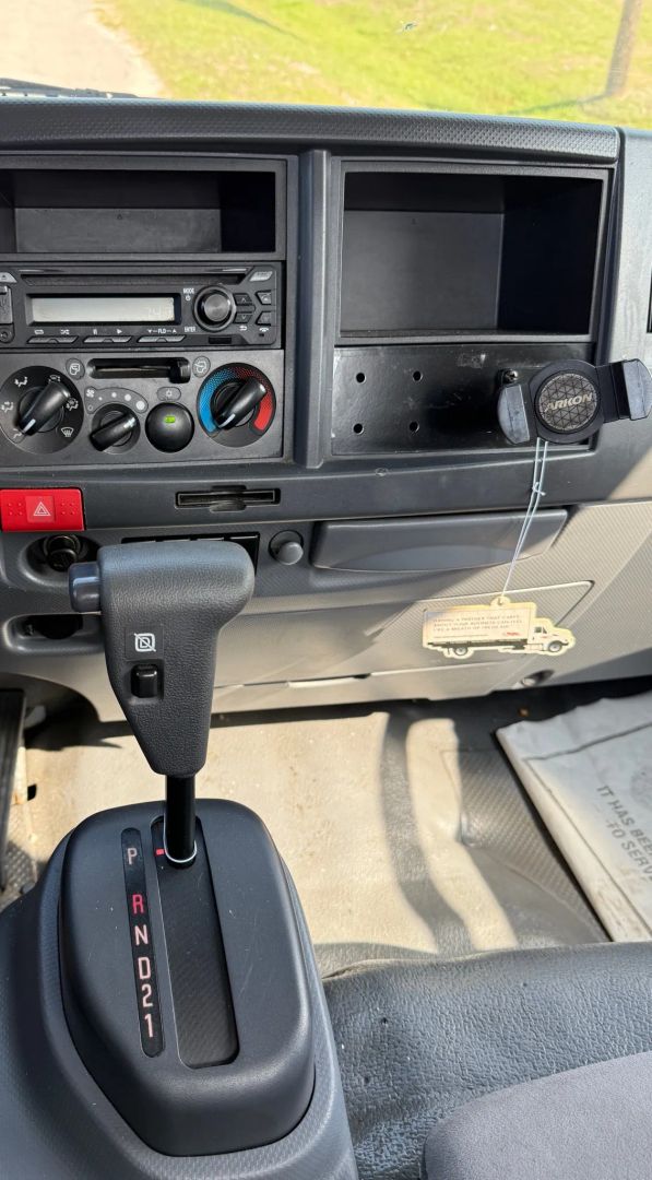 2021 Chevrolet/Isuzu LCF 4500 HD Chipper/Dump Truck - Image 10