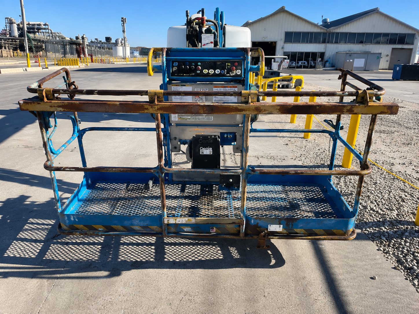 2016 Genie Z-62/40J Articulating Boom Lift - Image 5
