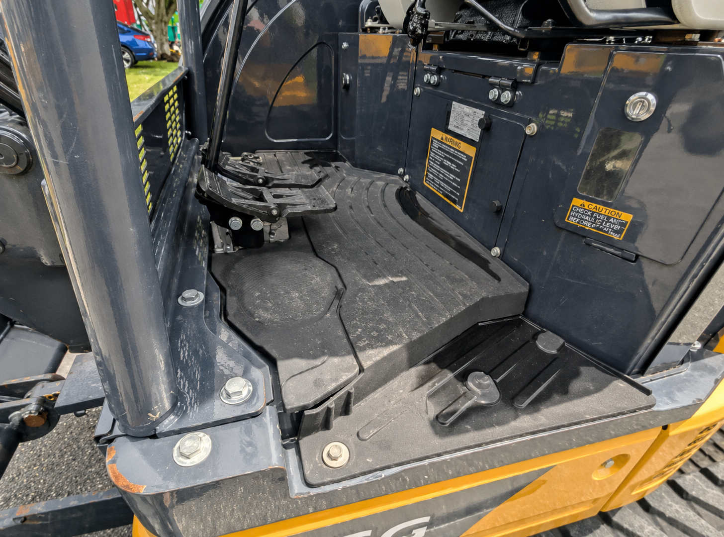 2021 John Deere 26G Mini Excavator - Image 15