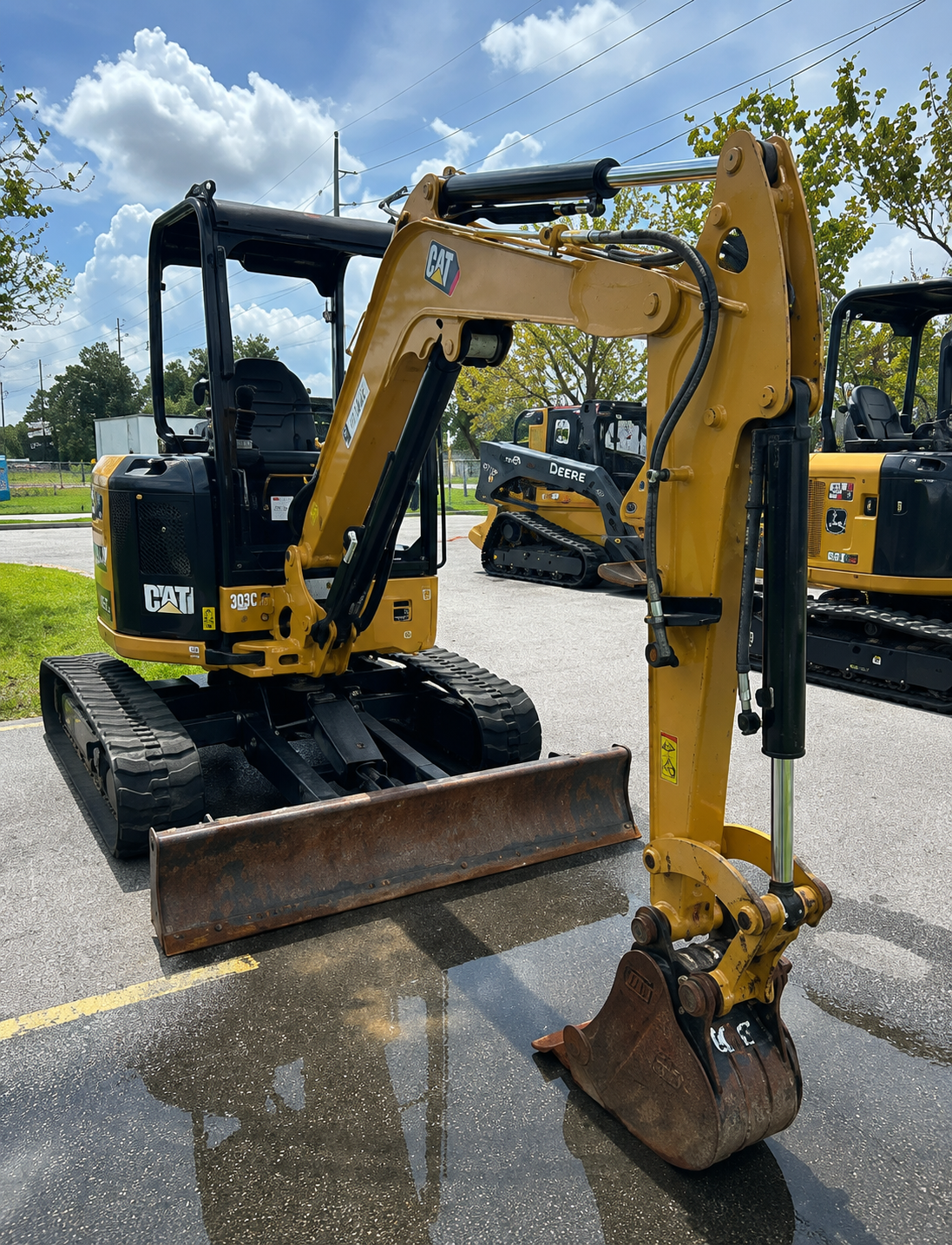 2021 Caterpillar 302.7 DCR Mini Excavator