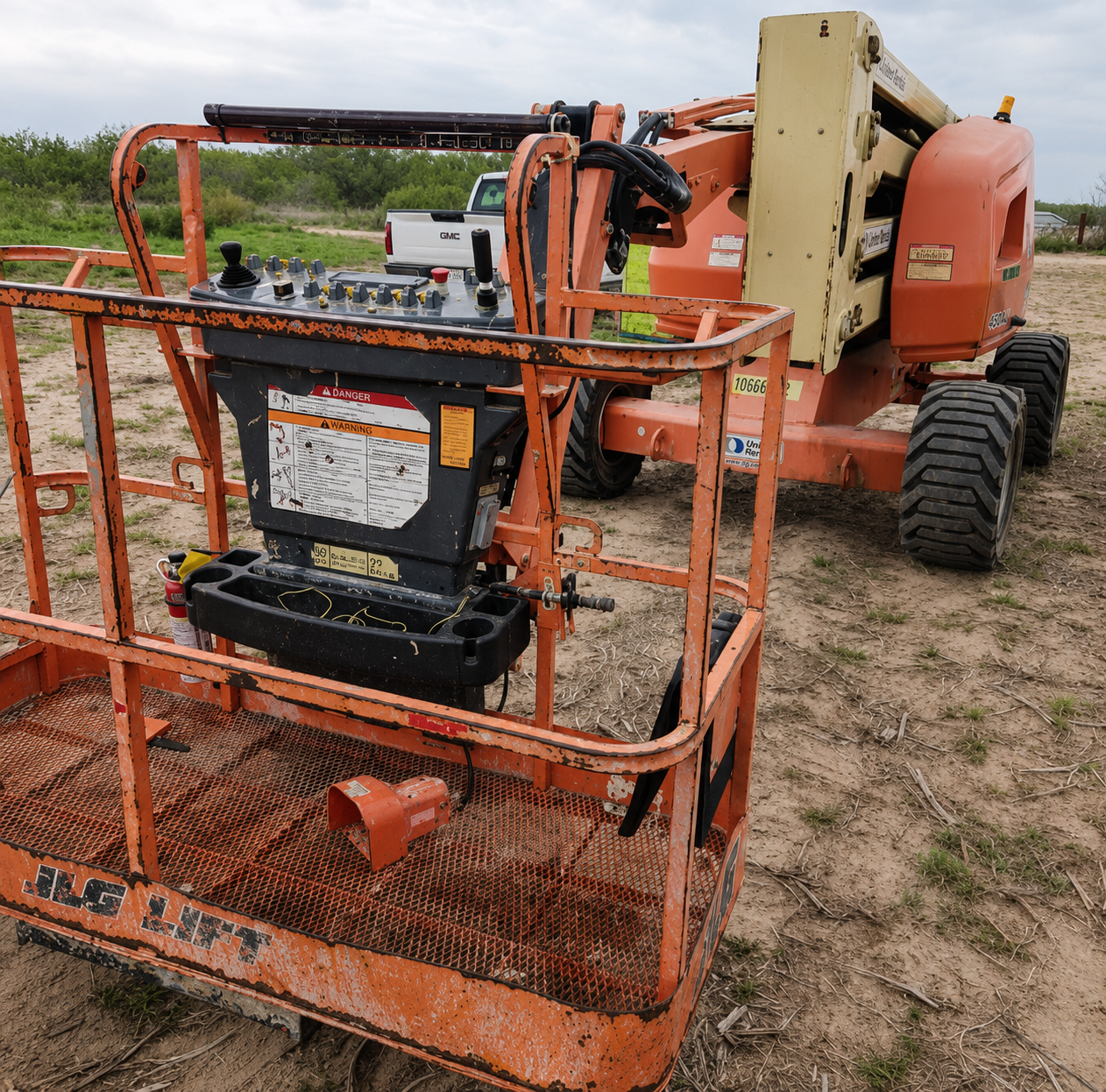 2017 JLG 450AJ Articulating Boom Lift - Image 2