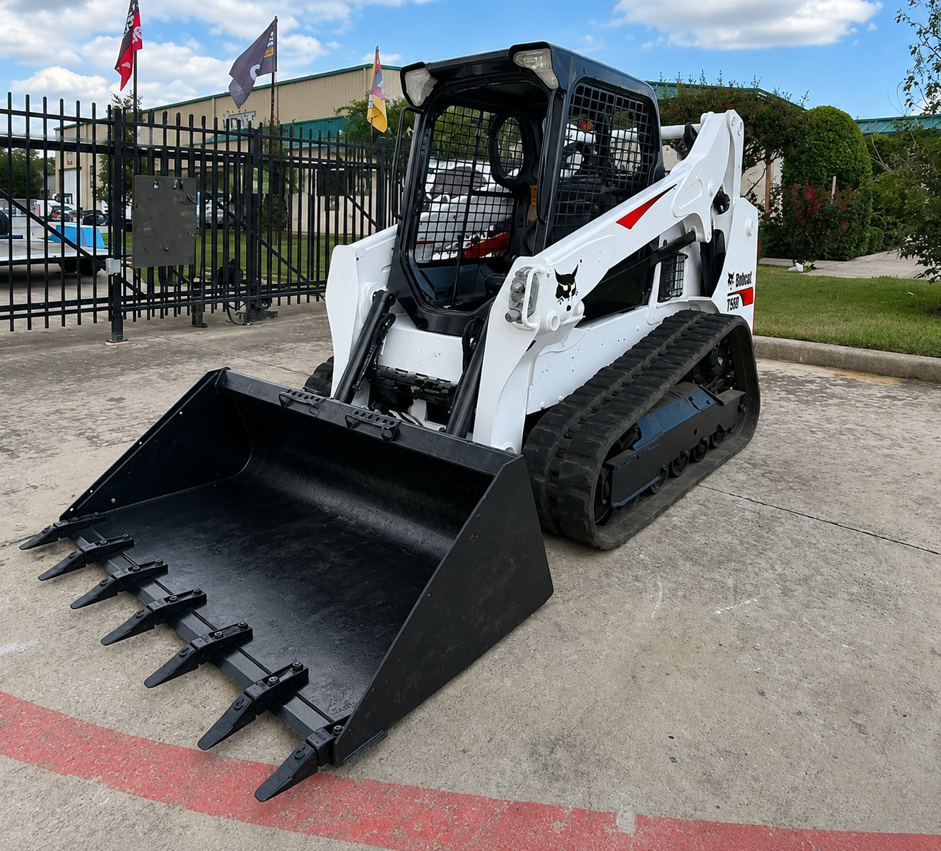 2017 Bobcat T590 Compact Track Loader  - Image 2