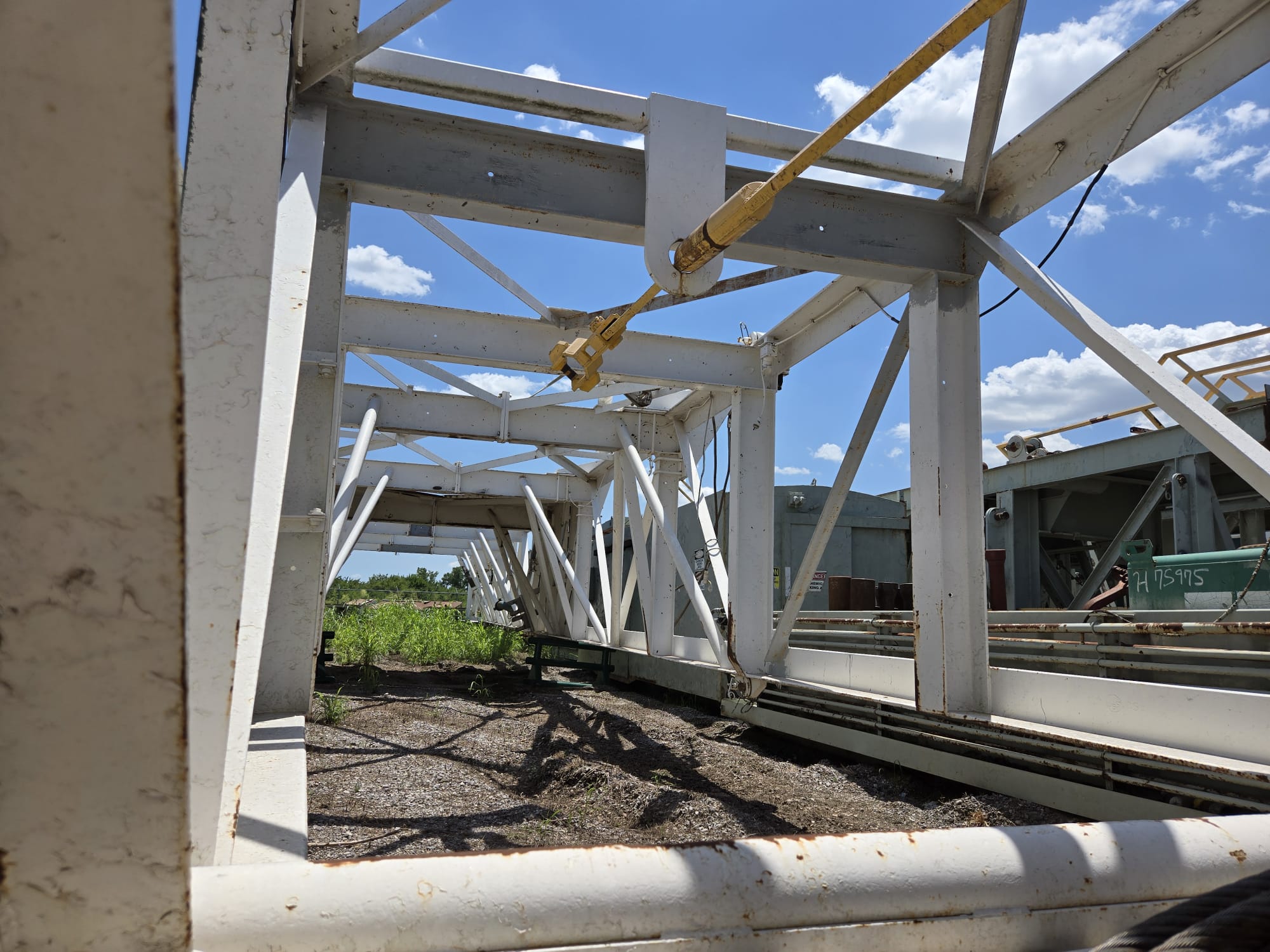 Pyramid Mast/Substructure - Image 3