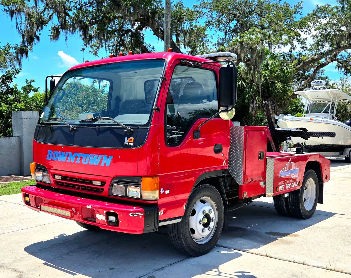2002 Isuzu Medium Duty NPR Tow Truck - Image 8