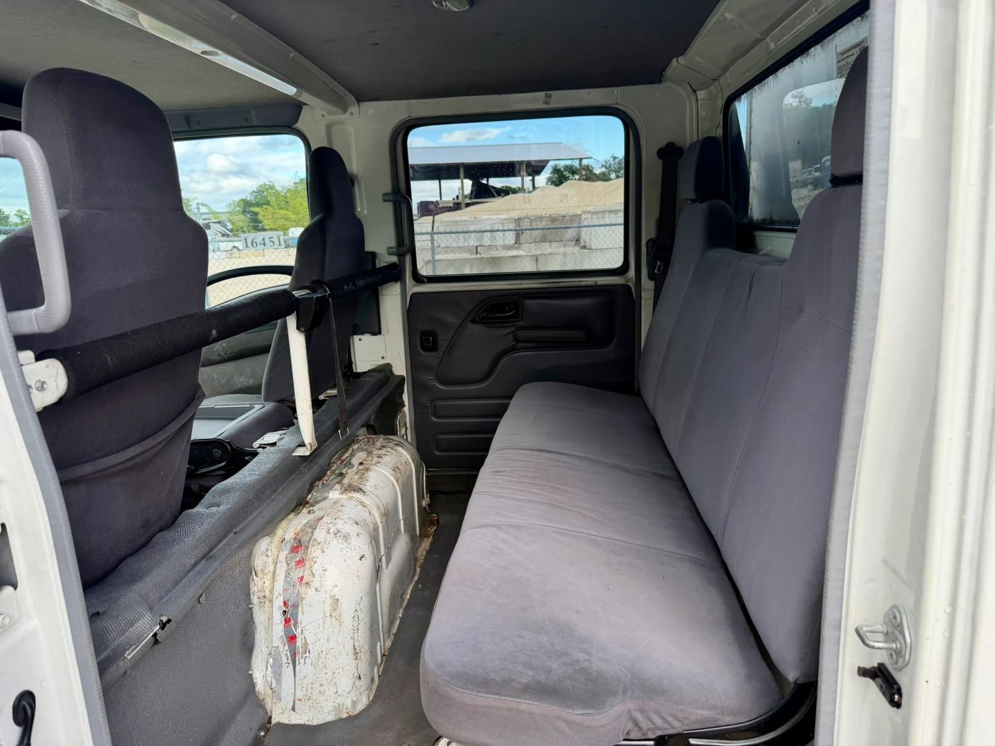 2008 GMC/Isuzu W4500 Box Truck - Image 8