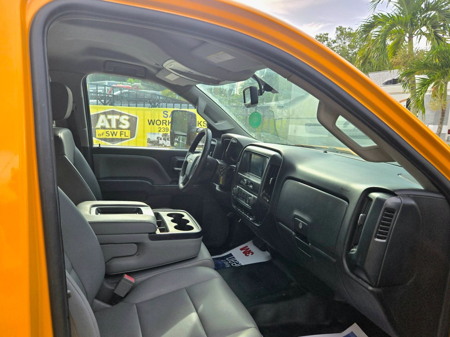 2016 Chevrolet Silverado 3500 HD Service Truck - Image 11