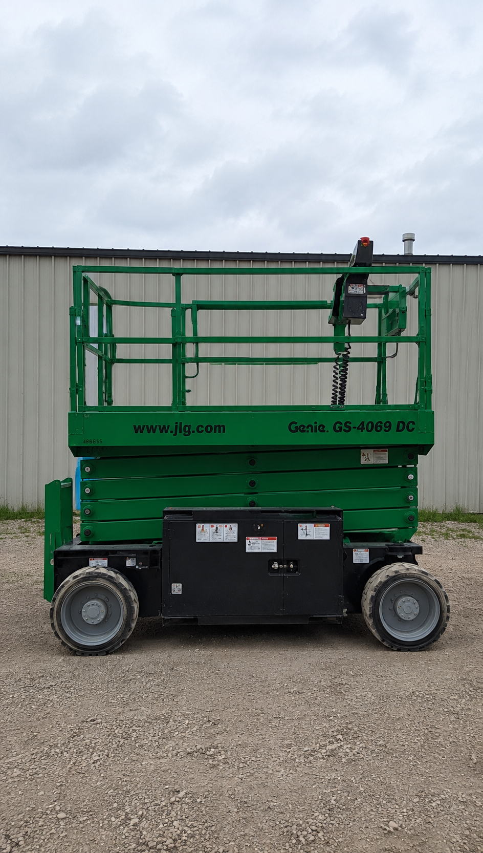 2016 Genie 4069DC 40' Rough Terrain Lift - Image 2