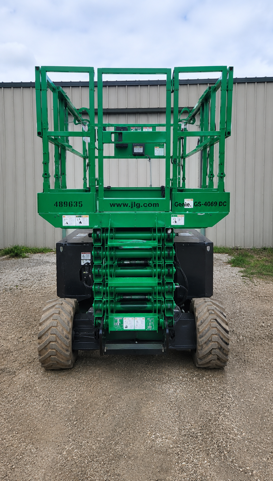 2016 Genie 4069DC 40' Rough Terrain Lift - Image 4