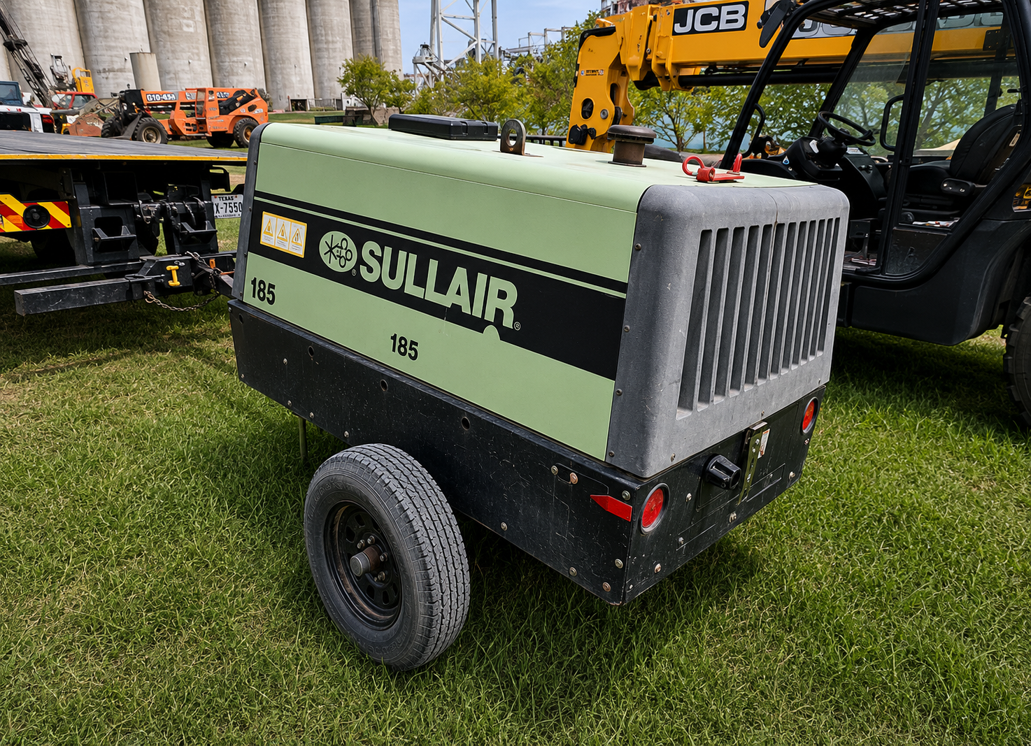 2018 Sullair 185DPQ-KU-T3 Portable Air Compressor - Image 5