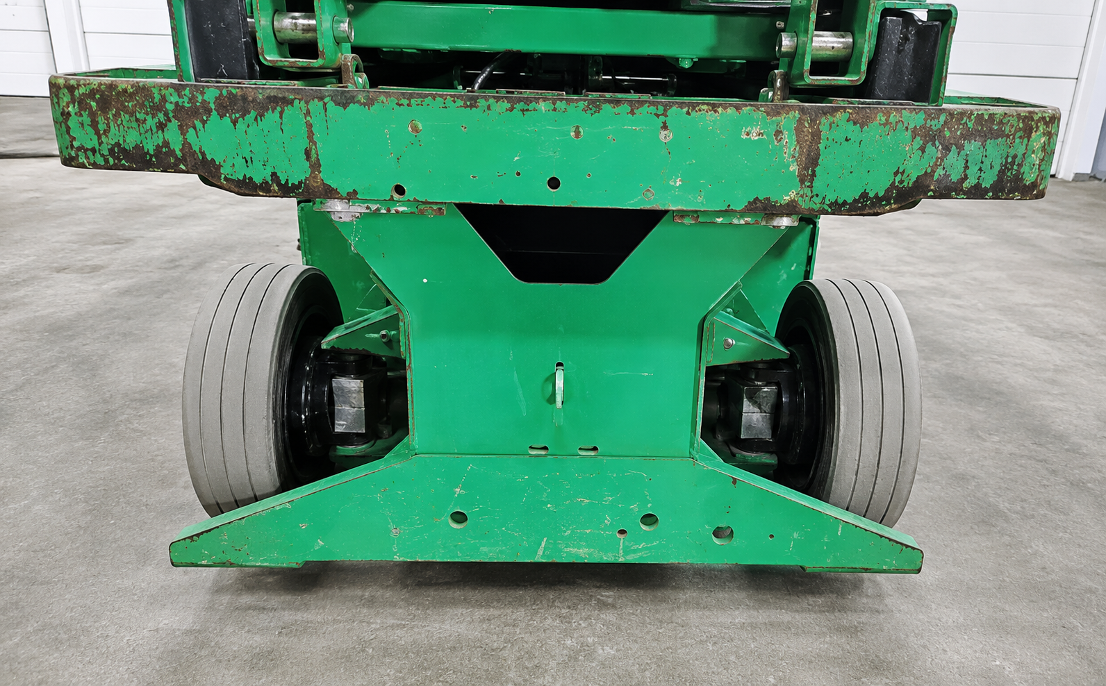 2015 JLG 1932 19 ft. Electric Scissor Lift - Image 3