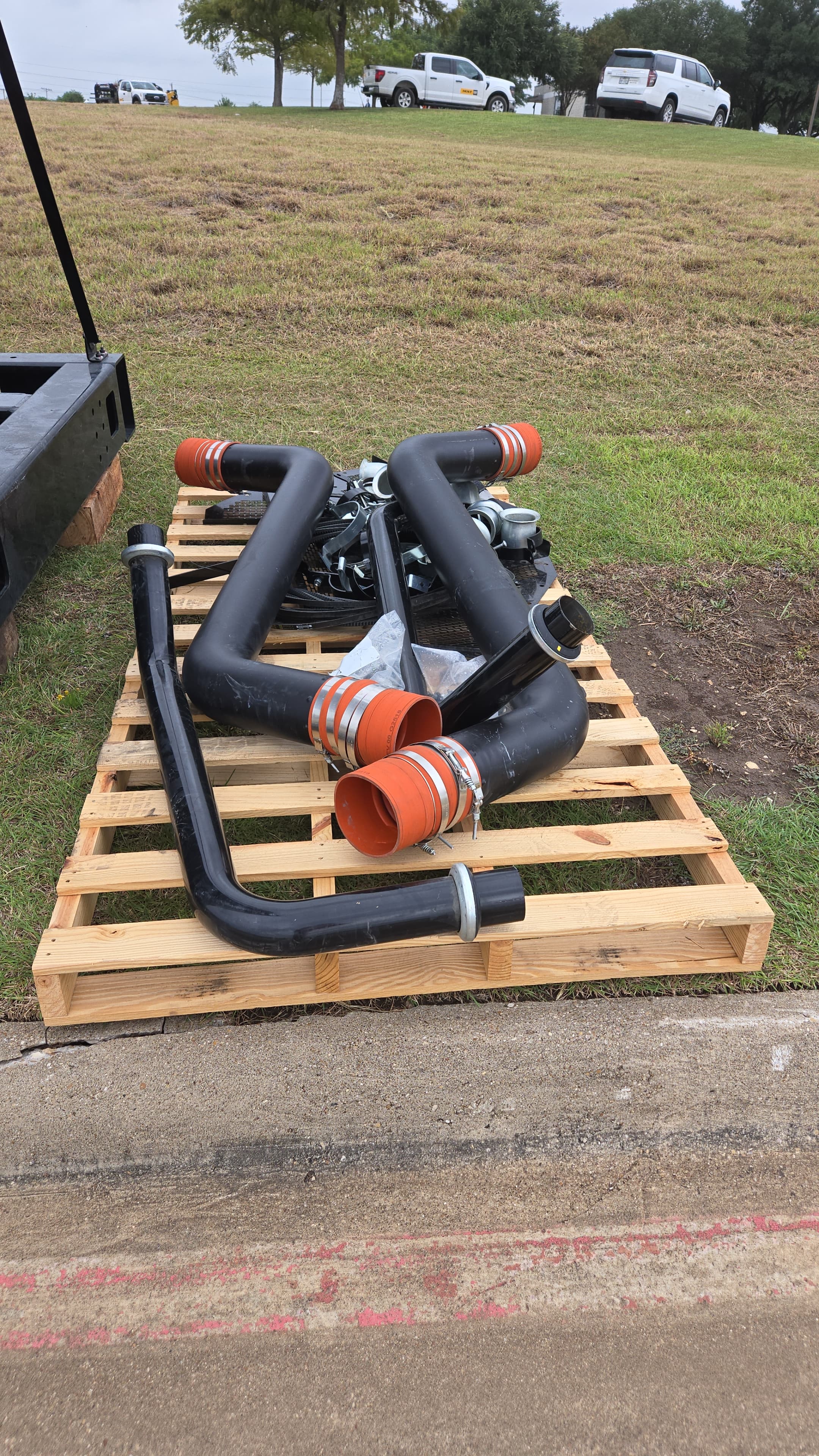 Unused CAT 3516E Radiator - Image 12
