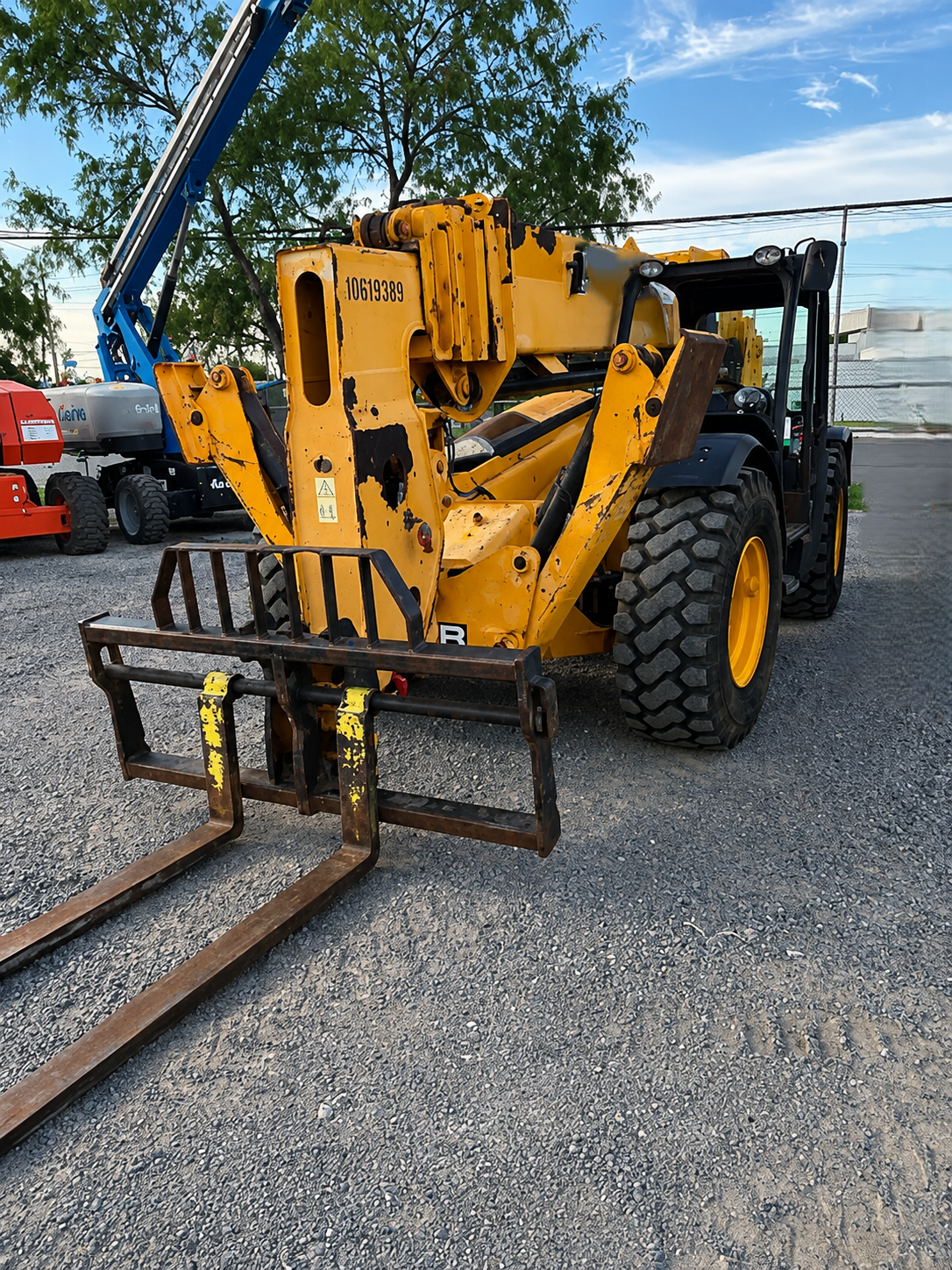 2017 JCB 510-56 S Telescopic Boom Lift - Image 4