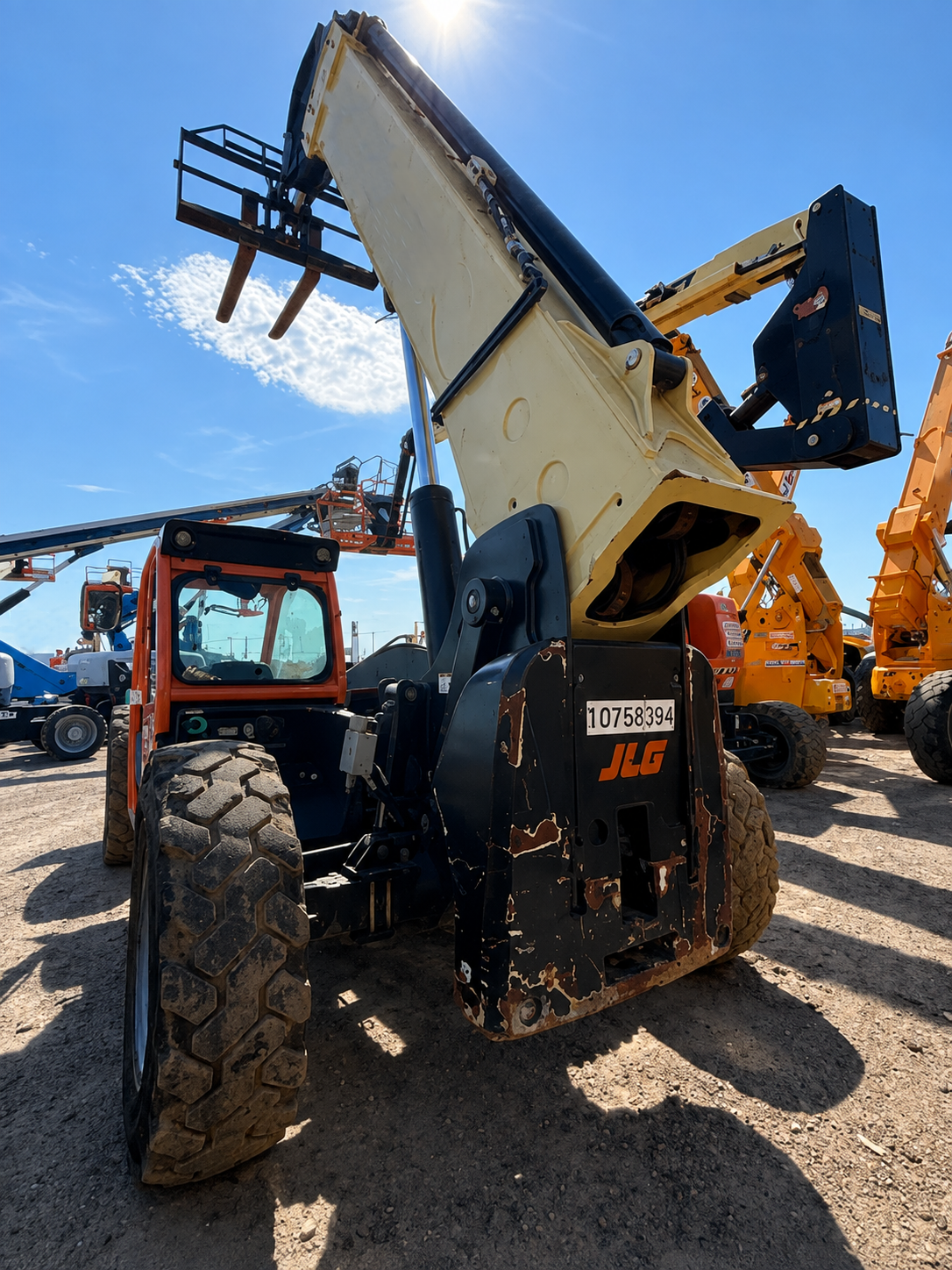 2018 JLG 1255 Telehandler - Image 3