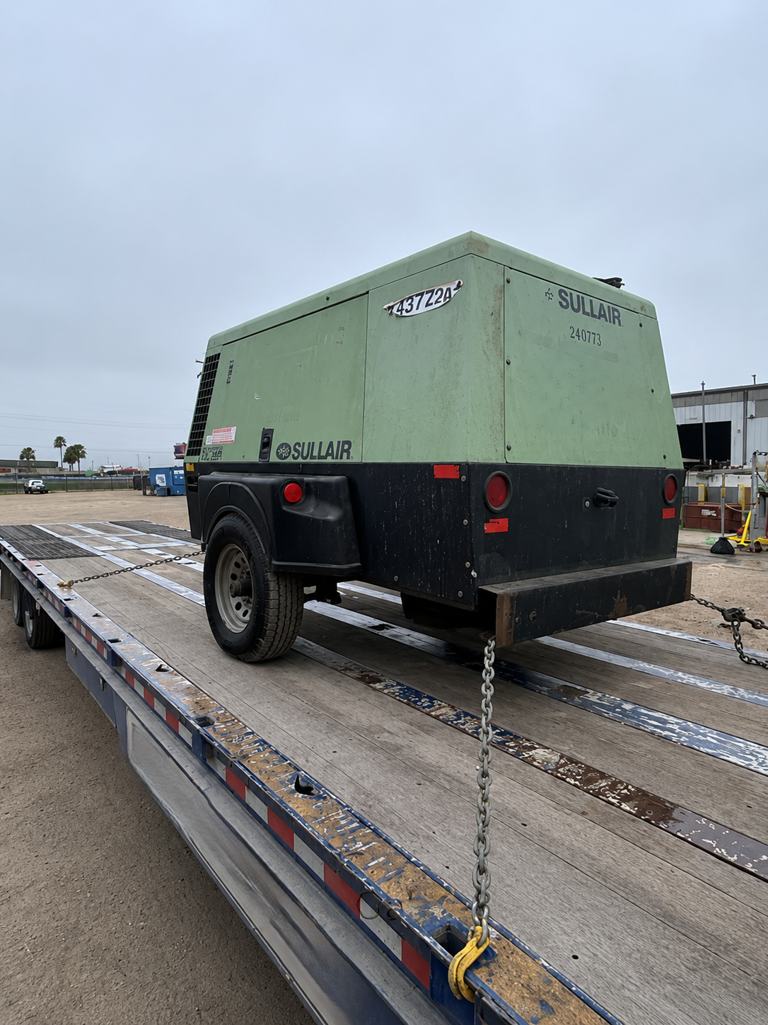 2017 Sullair 375H DPQ-JD3 Air Compressor - Image 2