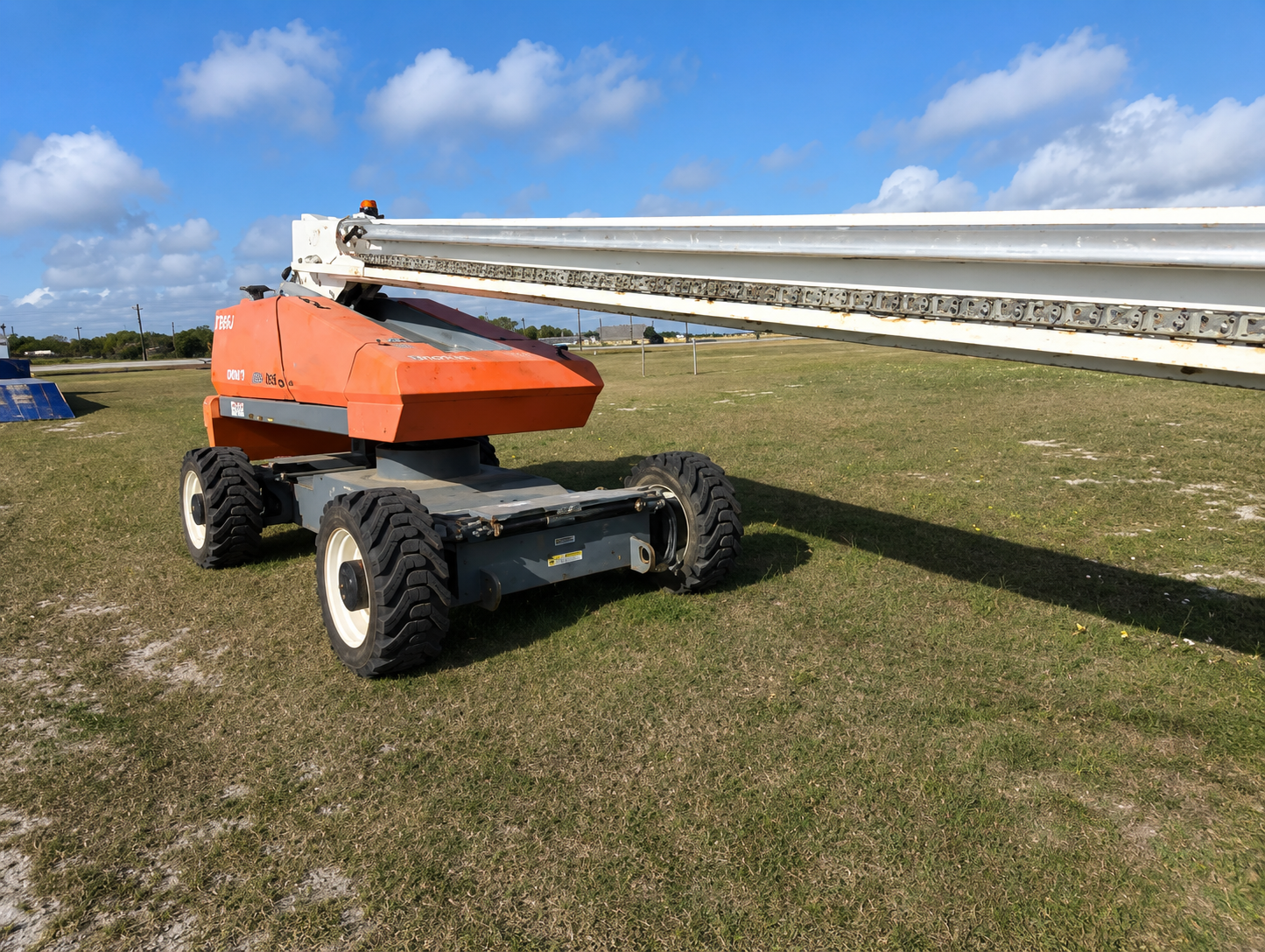 2020 Snorkel Telescopic Boom Lift - Image 2