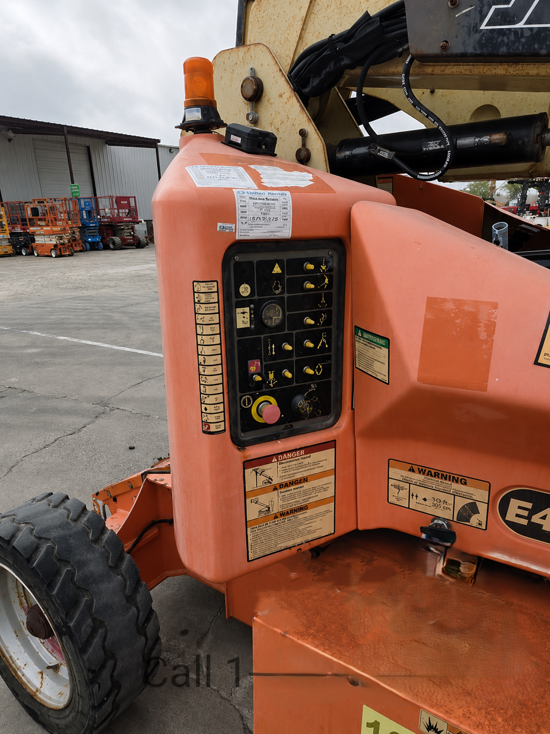 2017 JLG E450AJ Articulating Boom Lift - Image 5