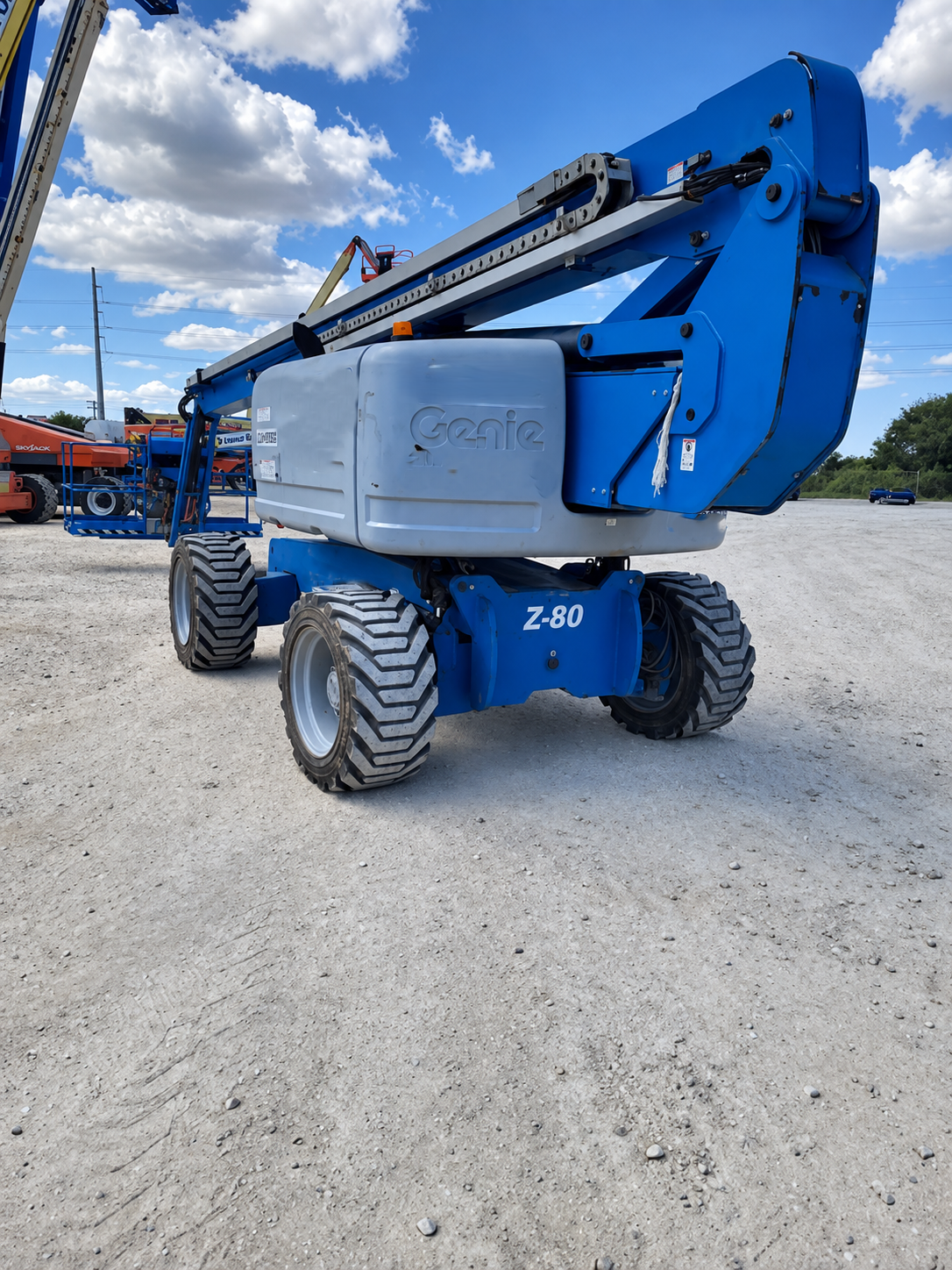 2017 Genie Z-80/60 Articulating Boom Lifts