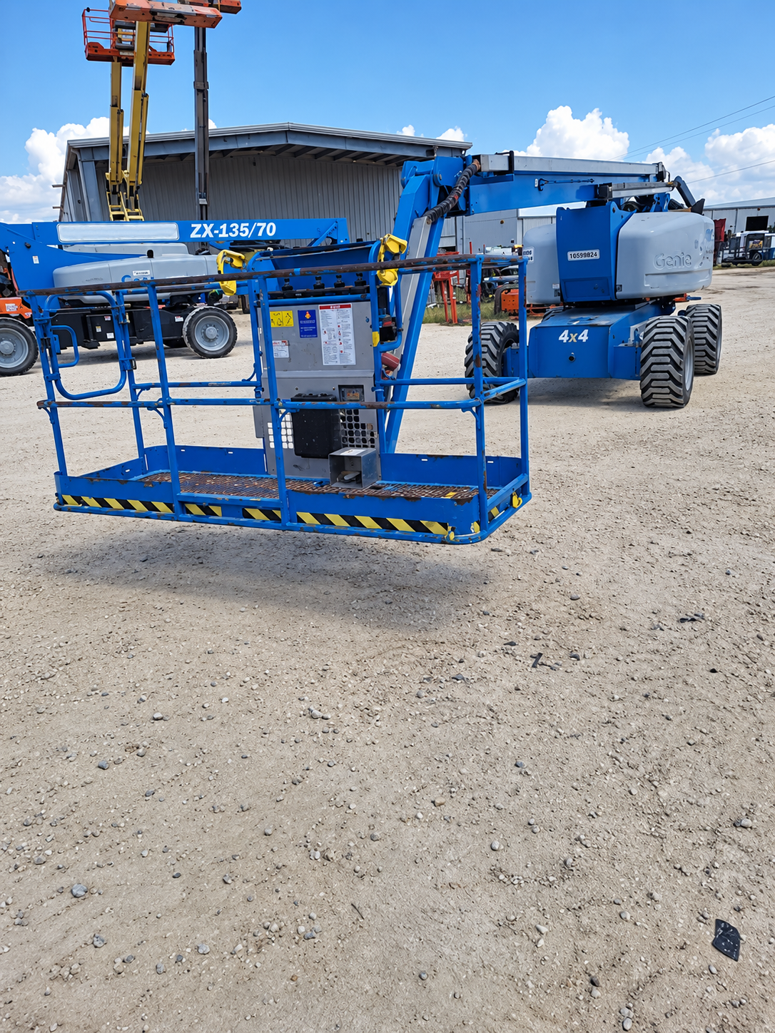 2017 Genie Z-80/60 Articulating Boom Lifts - Image 3