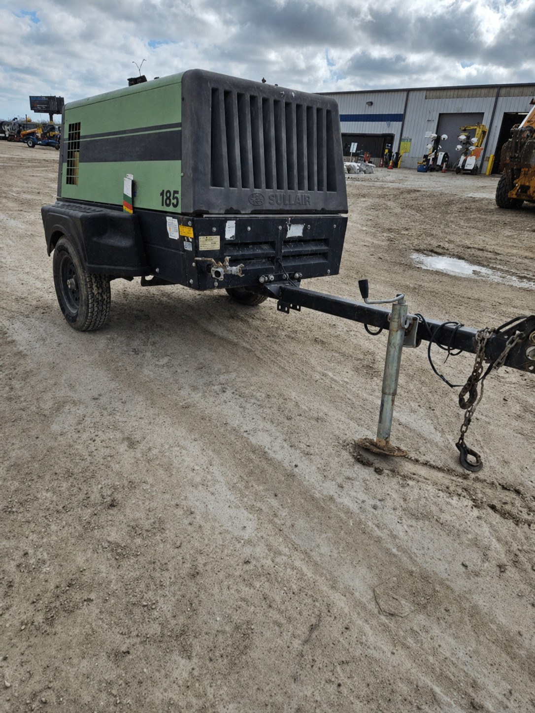 2018 Sullair 185DPQ-KU-T3 Air Compressor - Image 2