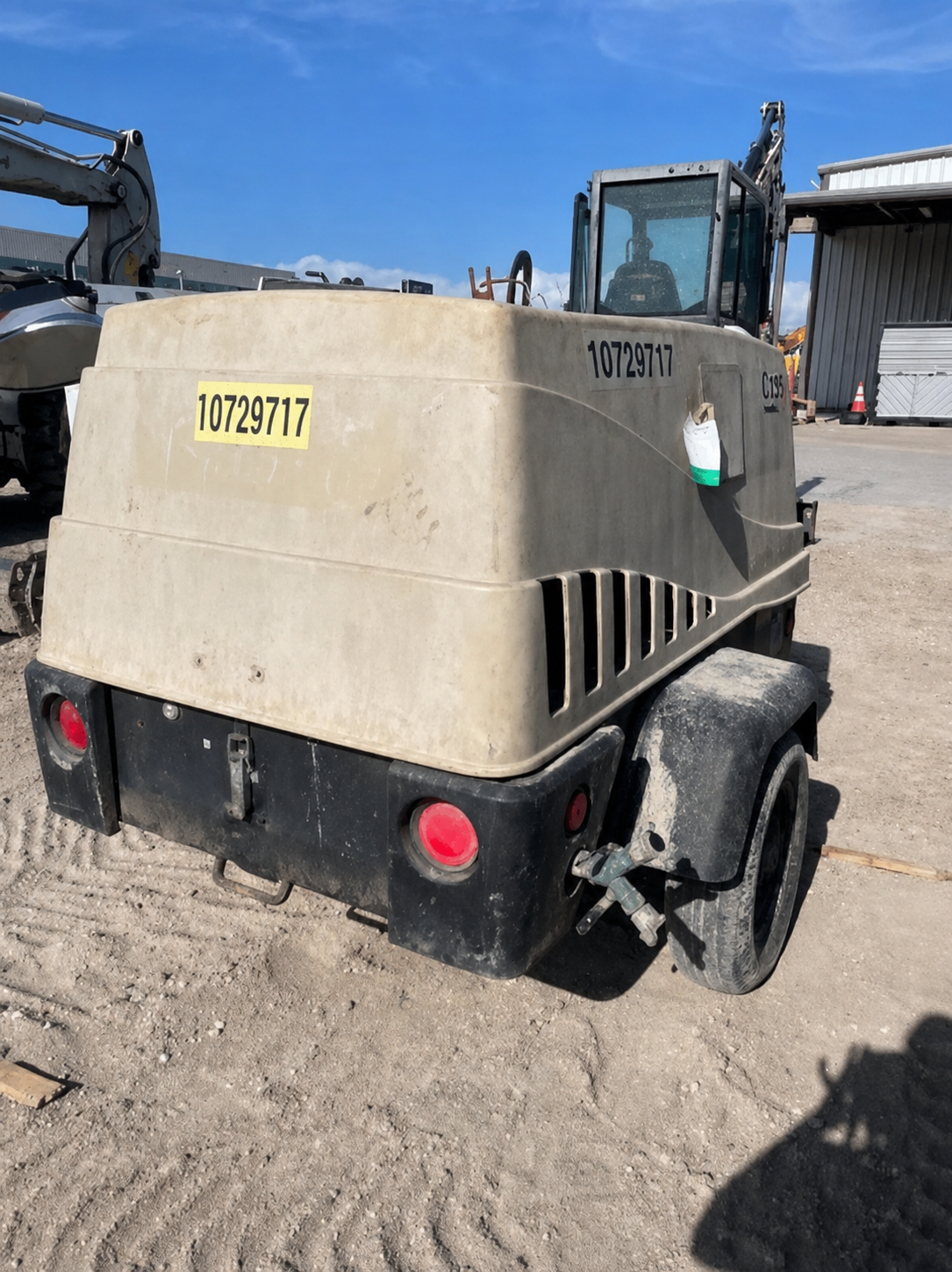 Doosan C185WDZ-T4F Air Compressor - Image 2