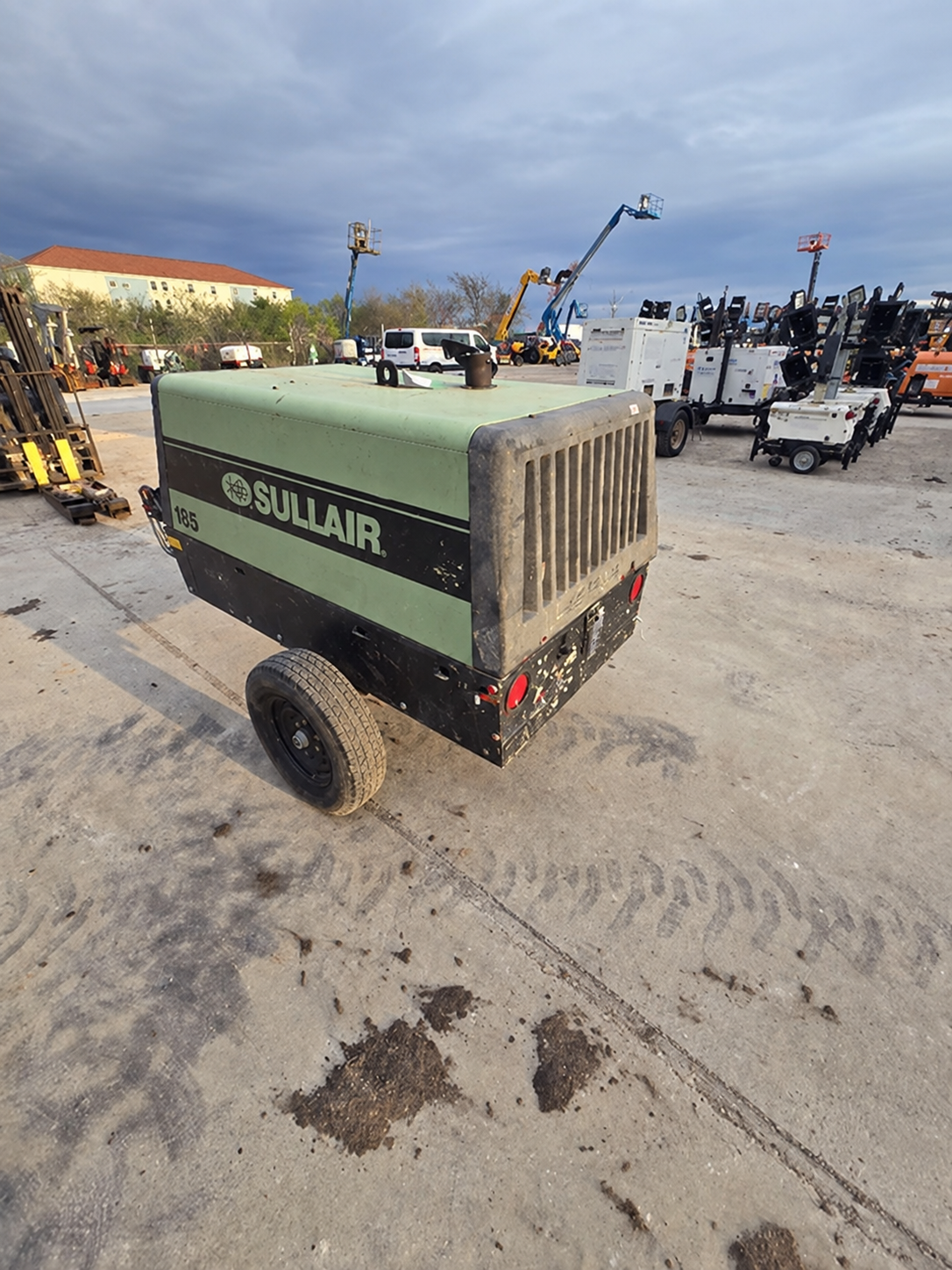 2019 Sullair 185DPQ-KU-T3 Air Compressor - Image 3