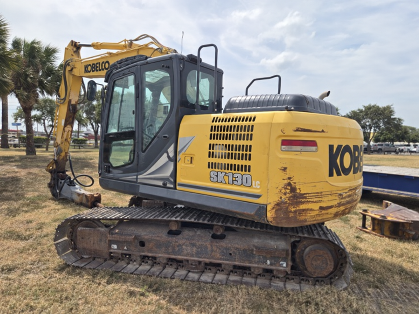 2022 Kobelco SK130LC-11 Excavator - Image 3