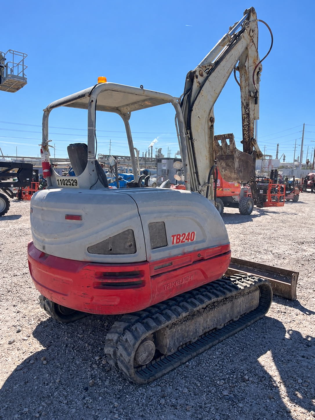 2019 Takeuchi TB240 Mini Excavator - Image 4