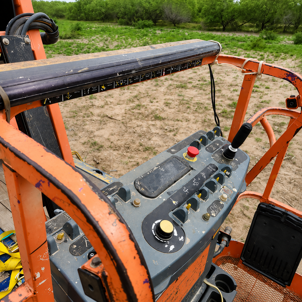 2017 JLG E450AJ Articulating Boom Lift - Image 6