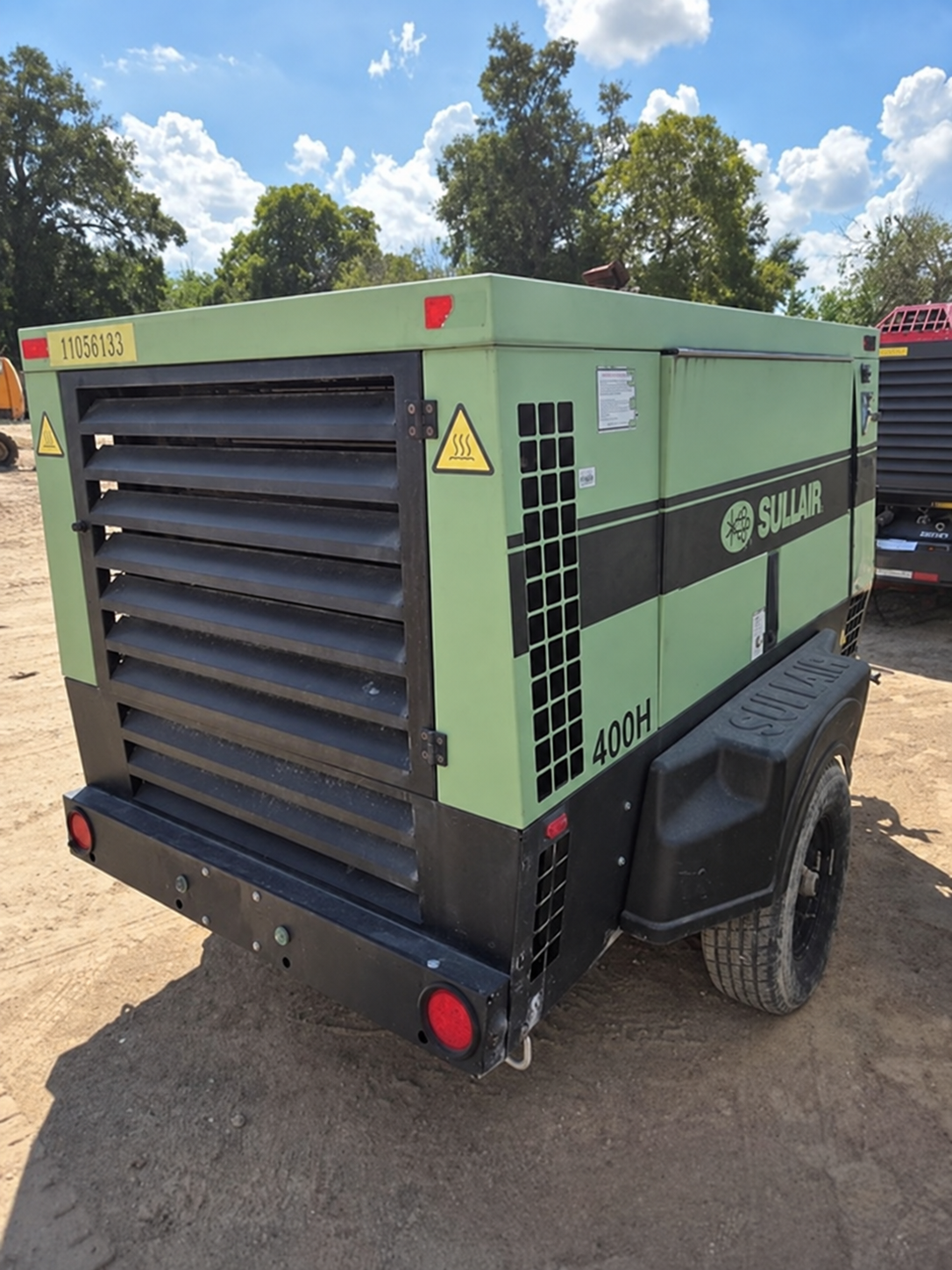 2020 Sullair 400HDPQ-CU Portable Air Compressor - Image 2